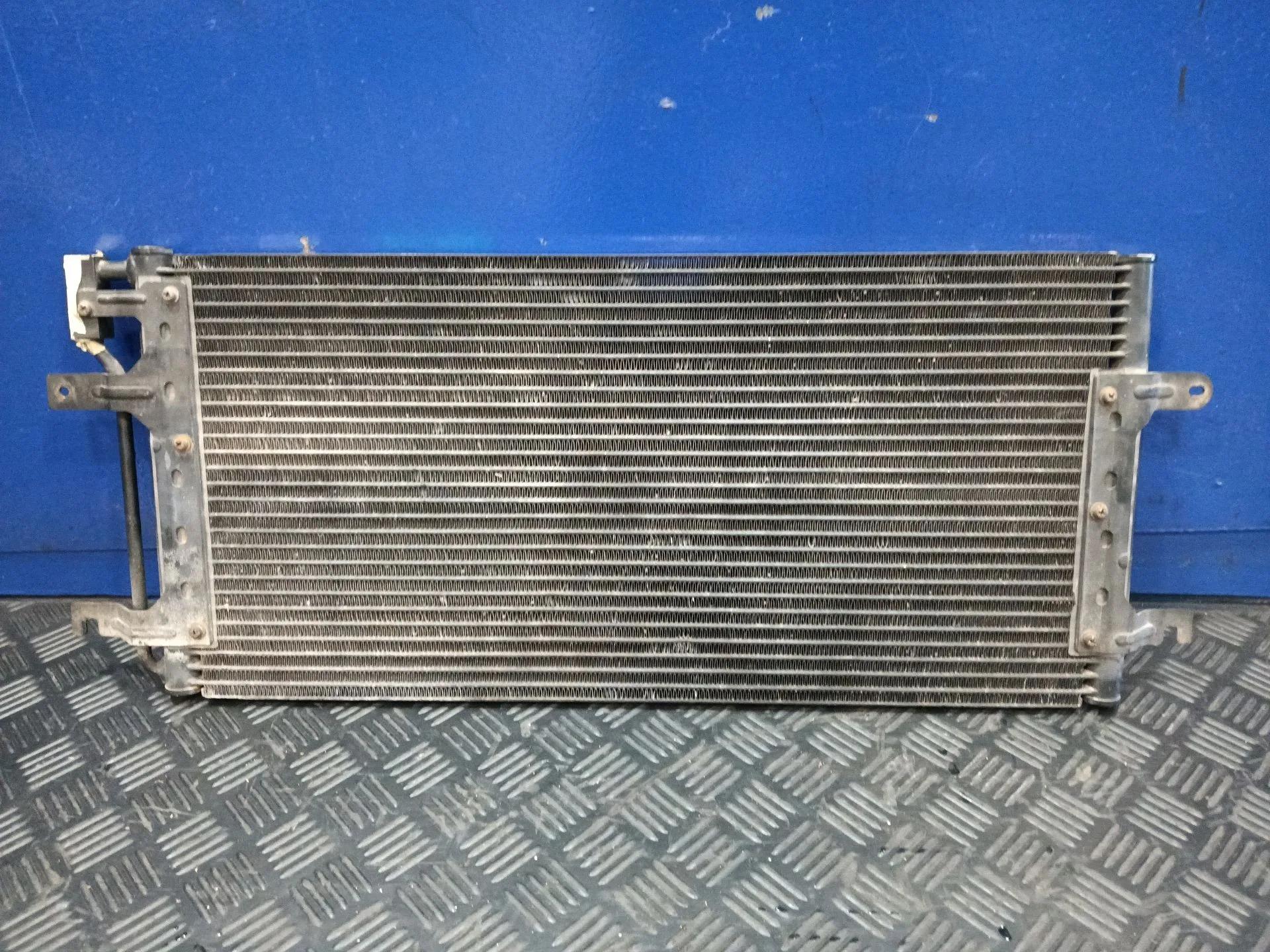 Condensador / Radiador Aire Acondicionado para Volkswagen T4 Transporter/Furgoneta (Mod. 1991)