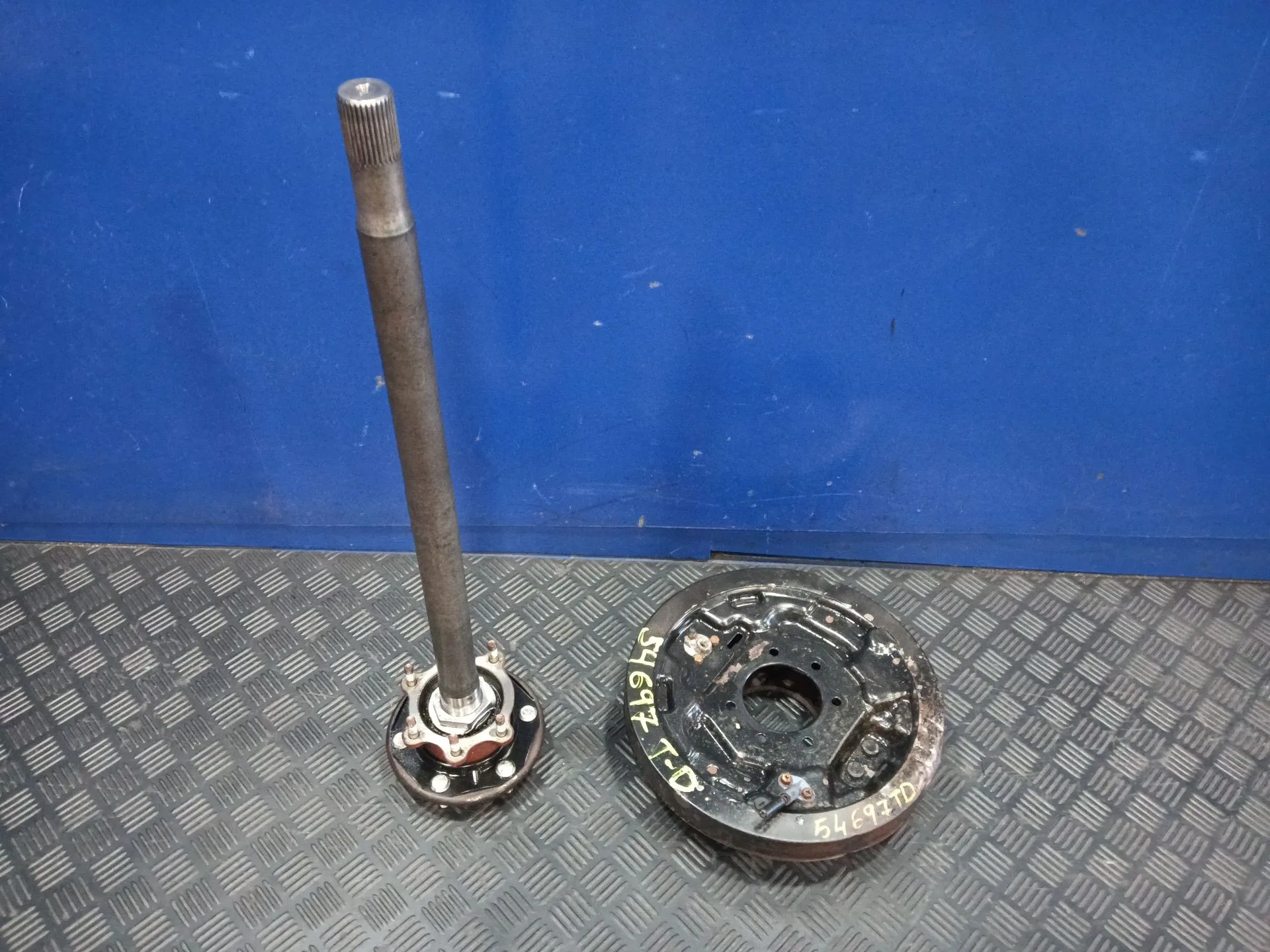 Mangueta Trasera Izquierda para Nissan Patrol (K/W260)