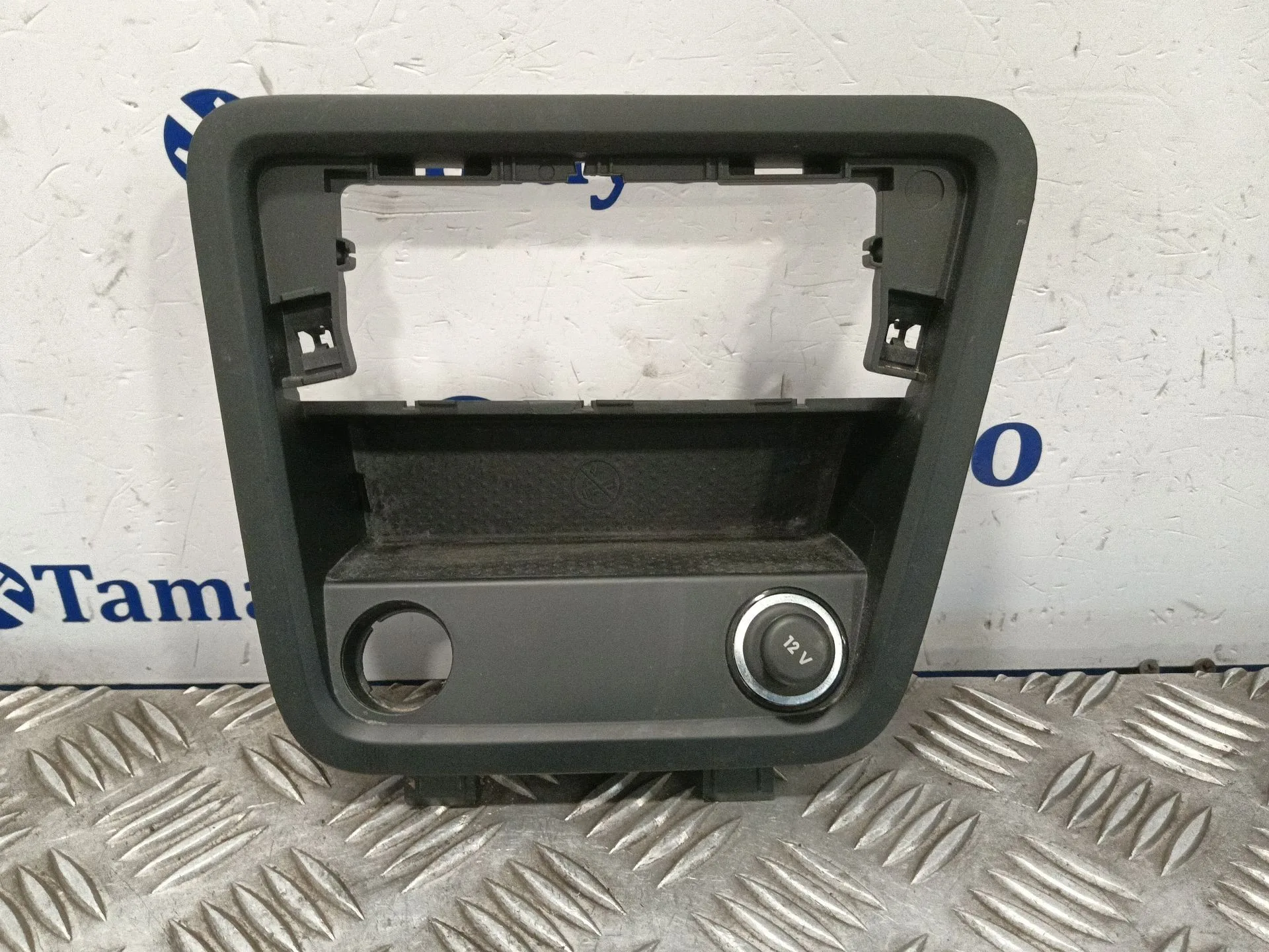 Cenicero para Seat Alhambra (7N)