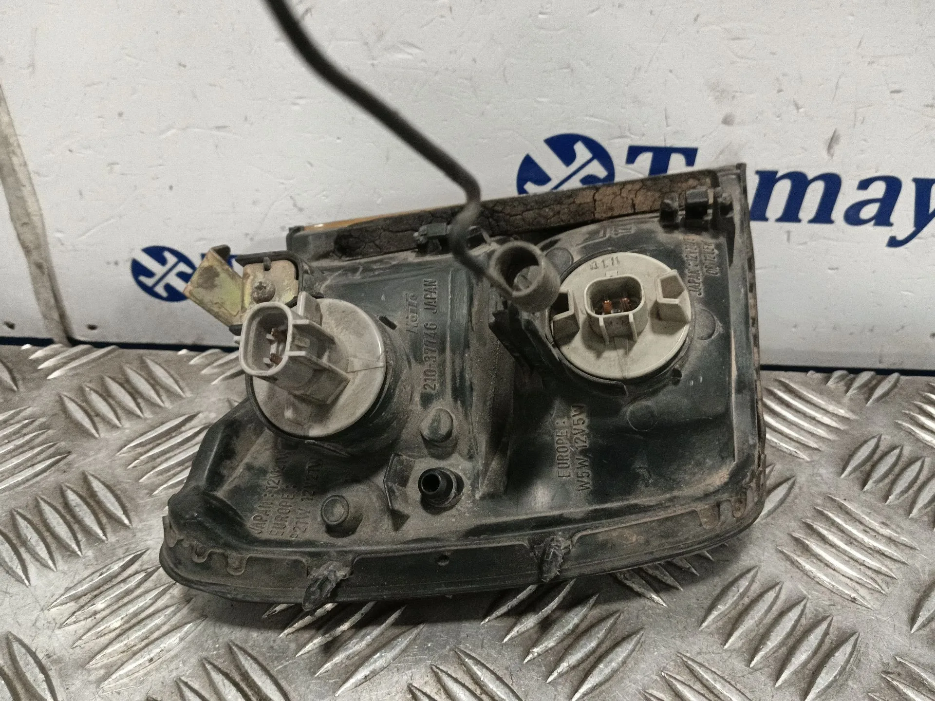 Piloto Delantero Derecho para Mitsubishi Montero (V20/V40)