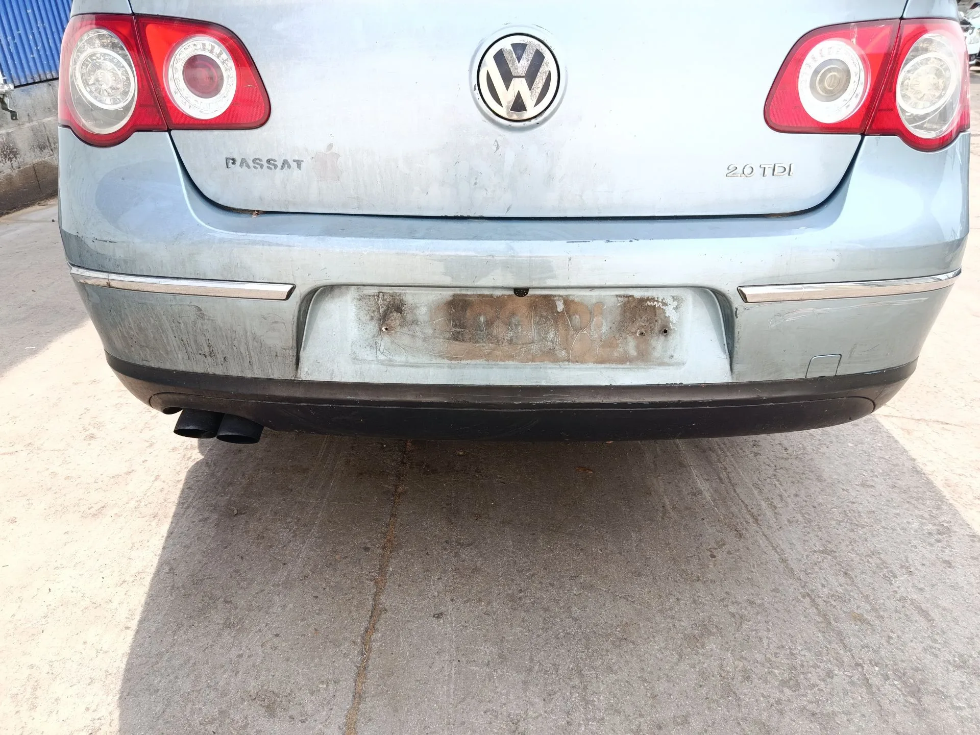 Paragolpes Trasero para Volkswagen Passat B6 (3C2)