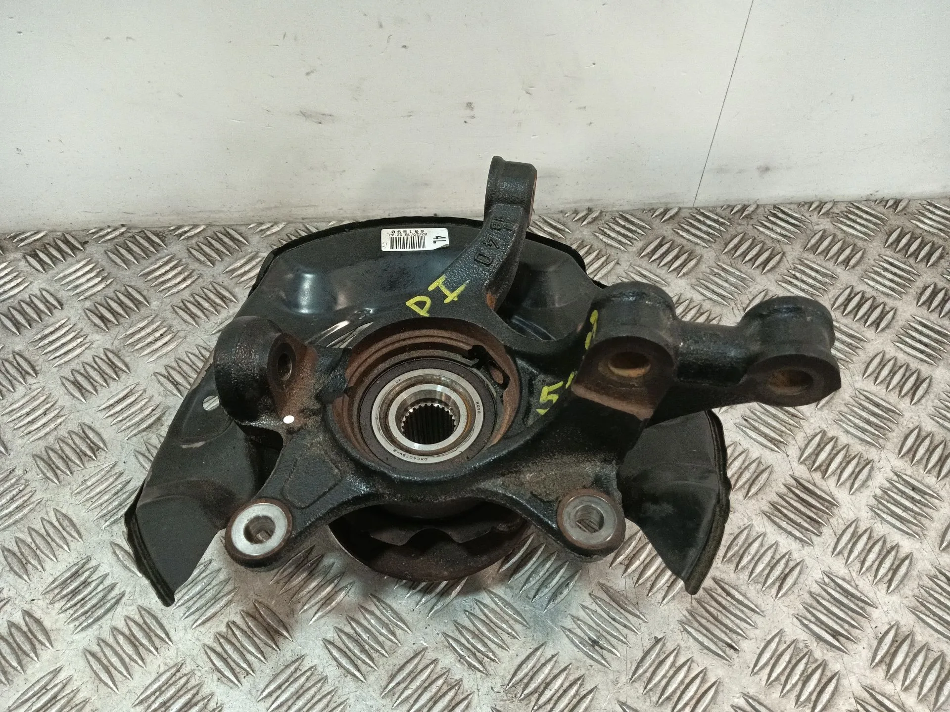 Mangueta Delantera Izquierda para Toyota Yaris (_P13_)