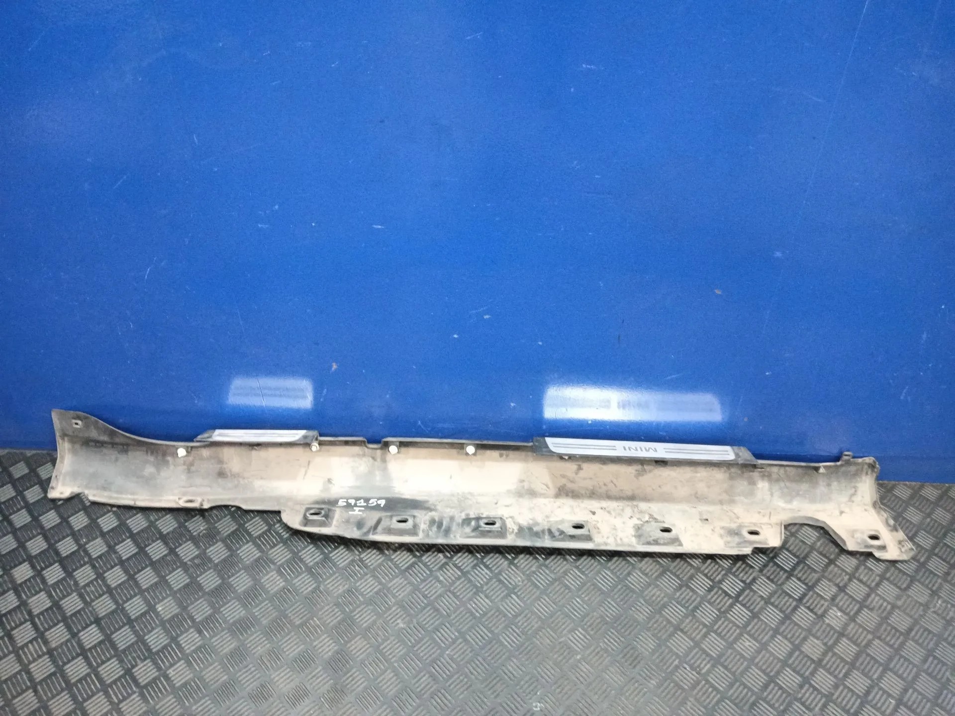 Faldon Lateral para Mini Mini Countryman (R60)