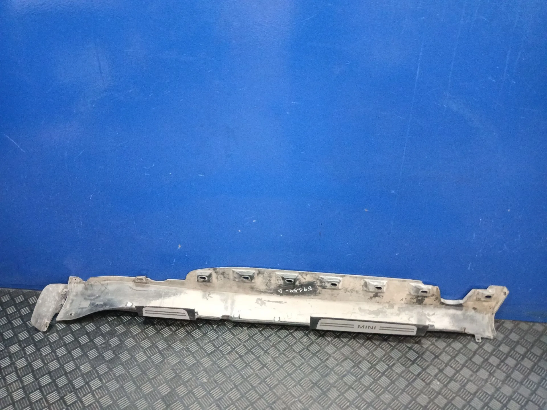Faldon Lateral para Mini Mini Countryman (R60)
