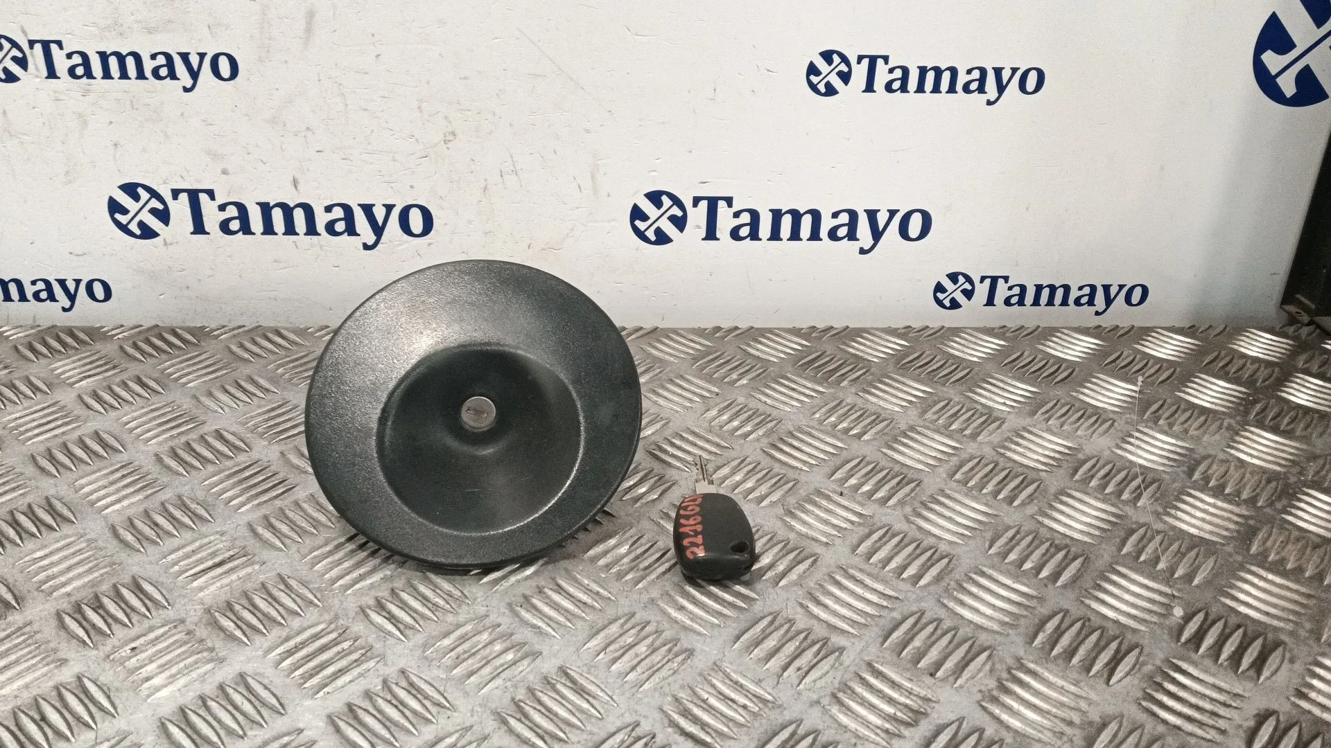 Tapa Exterior Combustible para Renault Kangoo (F/Kc0)