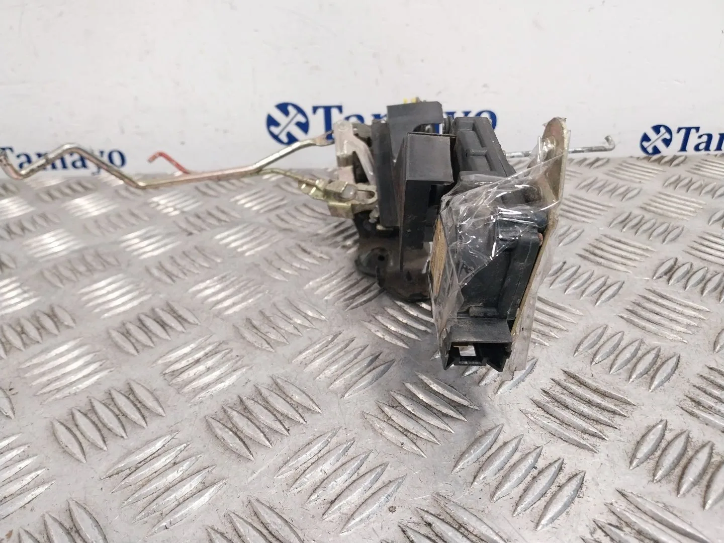 Cerradura Puerta Delantera Derecha para Hyundai Accent (Lc)