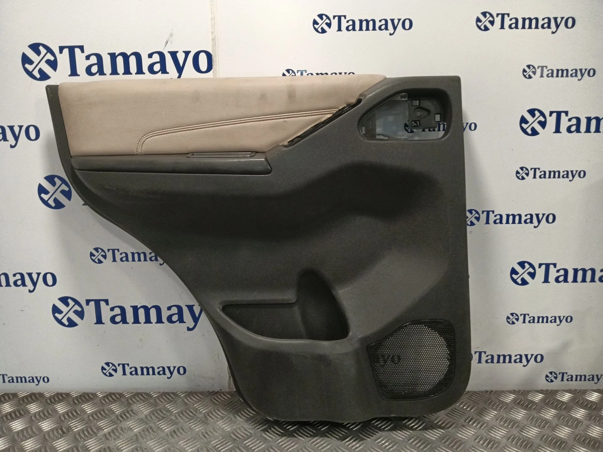 Guarnecido Puerta Trasera Izquierda para Nissan Pathfinder (R51)