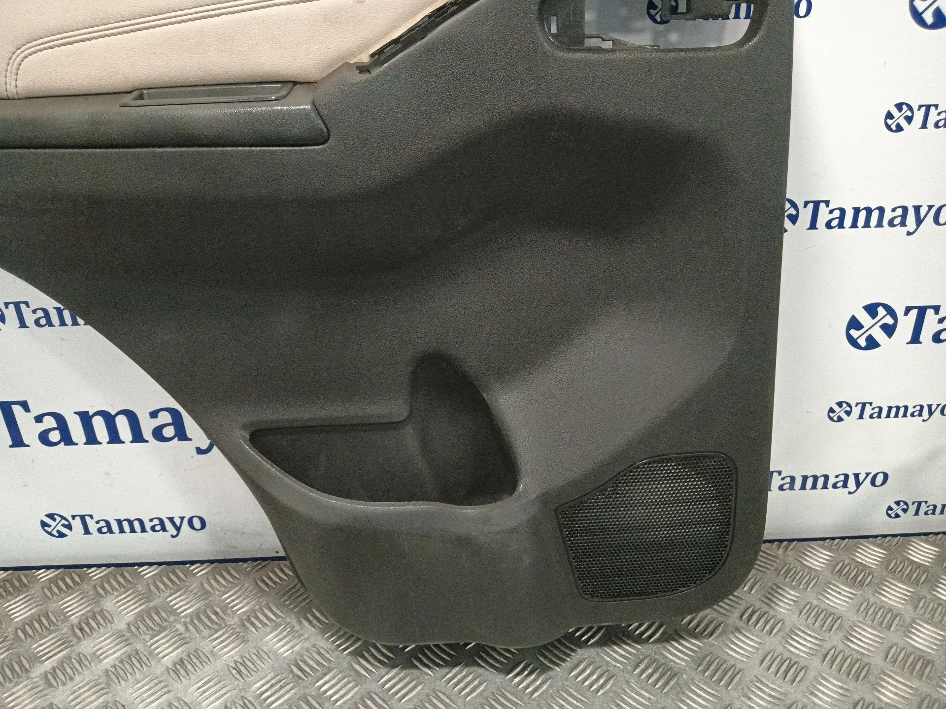 Guarnecido Puerta Trasera Izquierda para Nissan Pathfinder (R51)