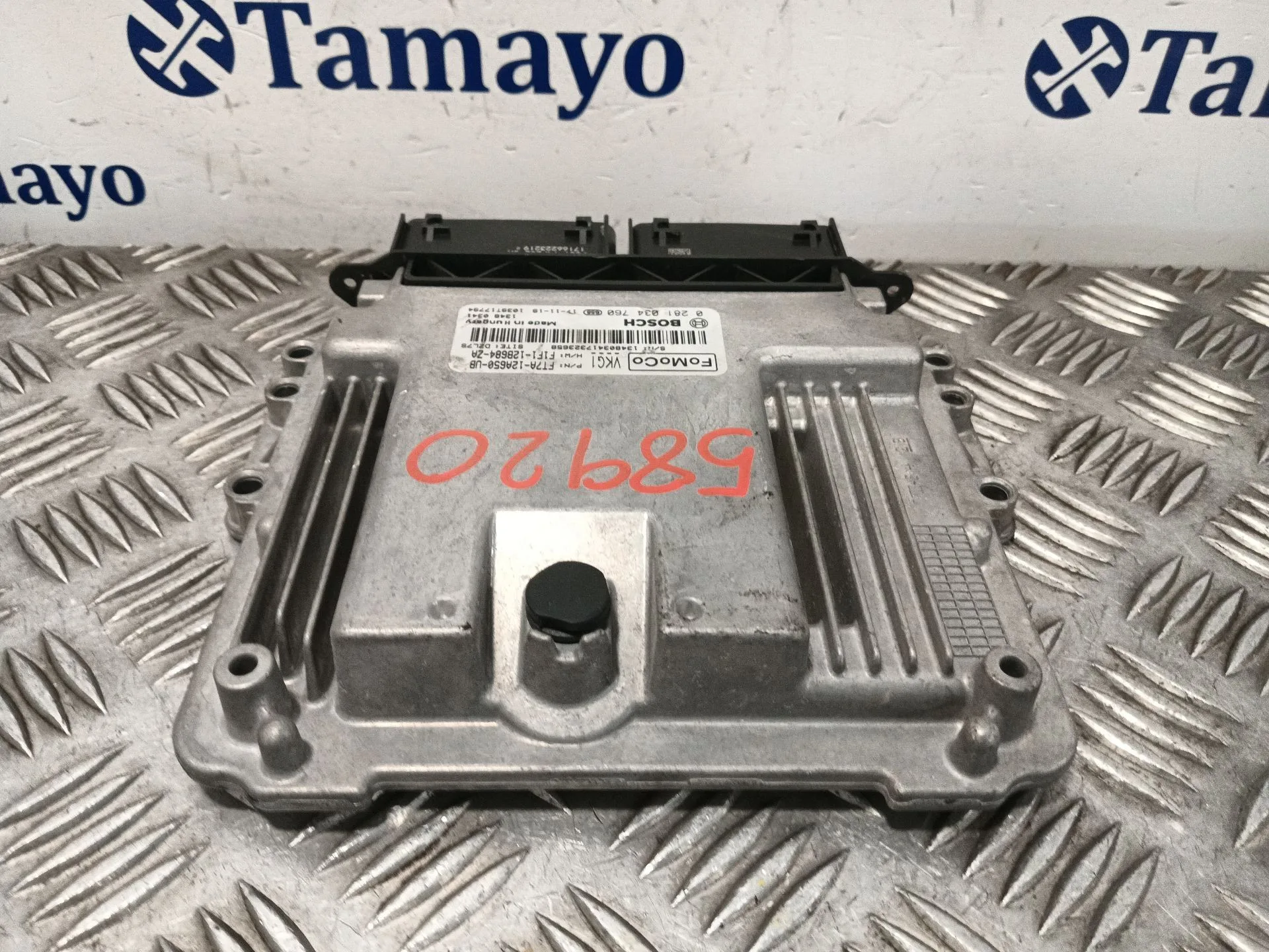 Centralita Motor Uce para Ford Transit Courier