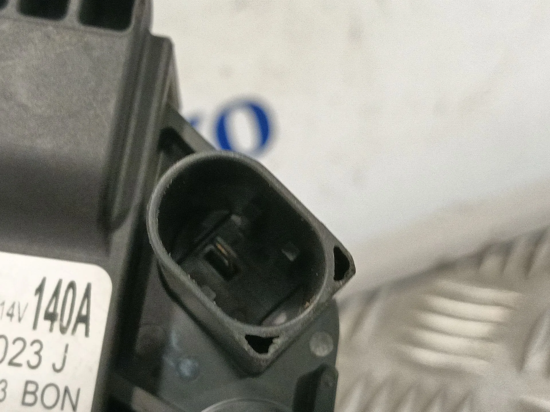 Alternador para Volkswagen Golf Vii Lim.