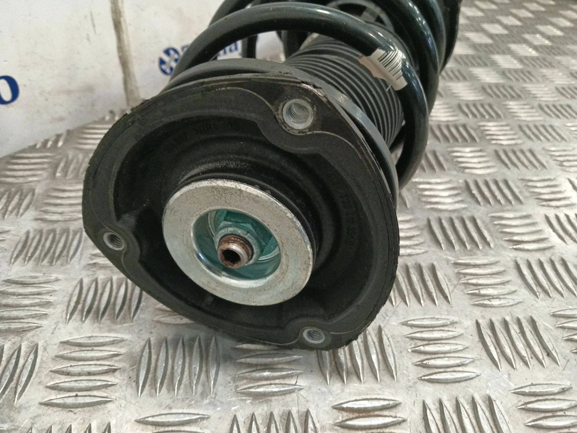Amortiguador Delantero Derecho para Volkswagen Golf Vii Lim.