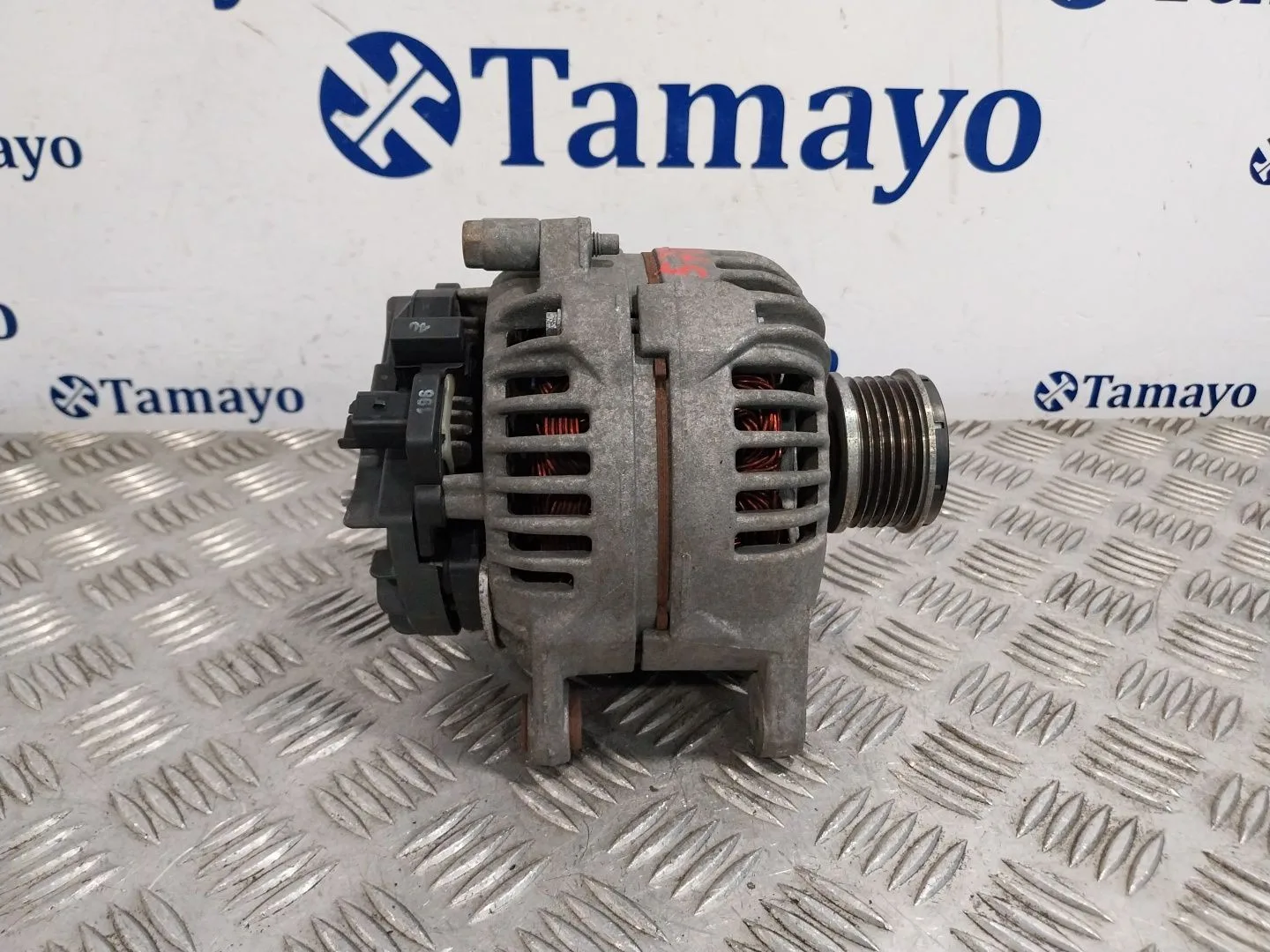 Alternador para Nissan Juke (F15)