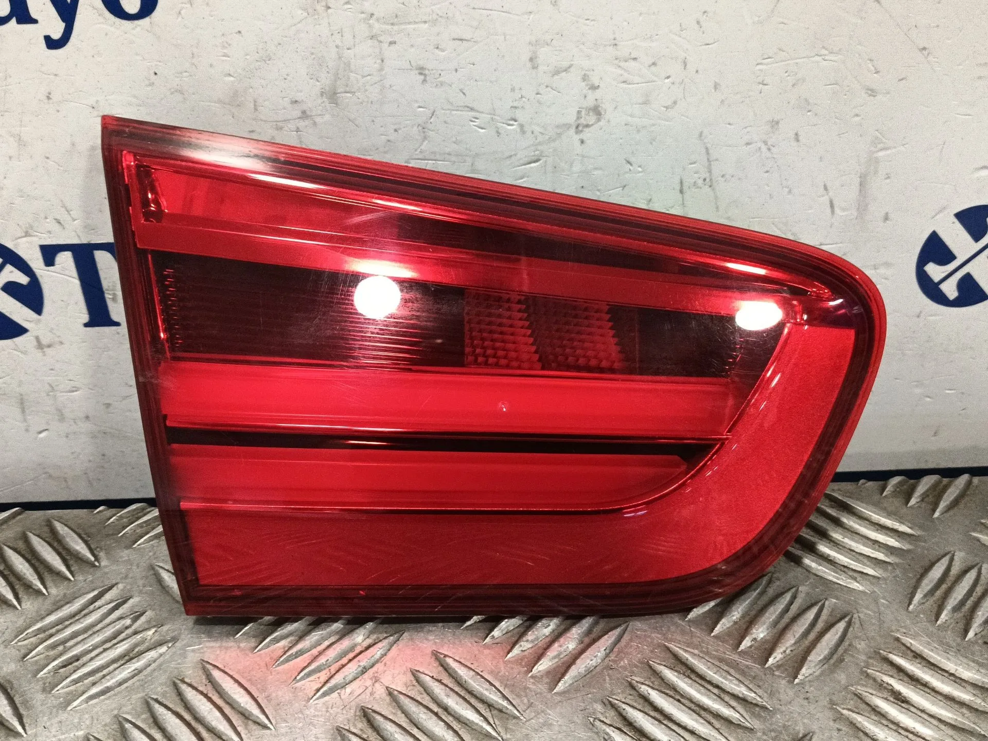 Piloto Trasero Izquierdo Interior para Bmw Serie 1 Lim. (F21)
