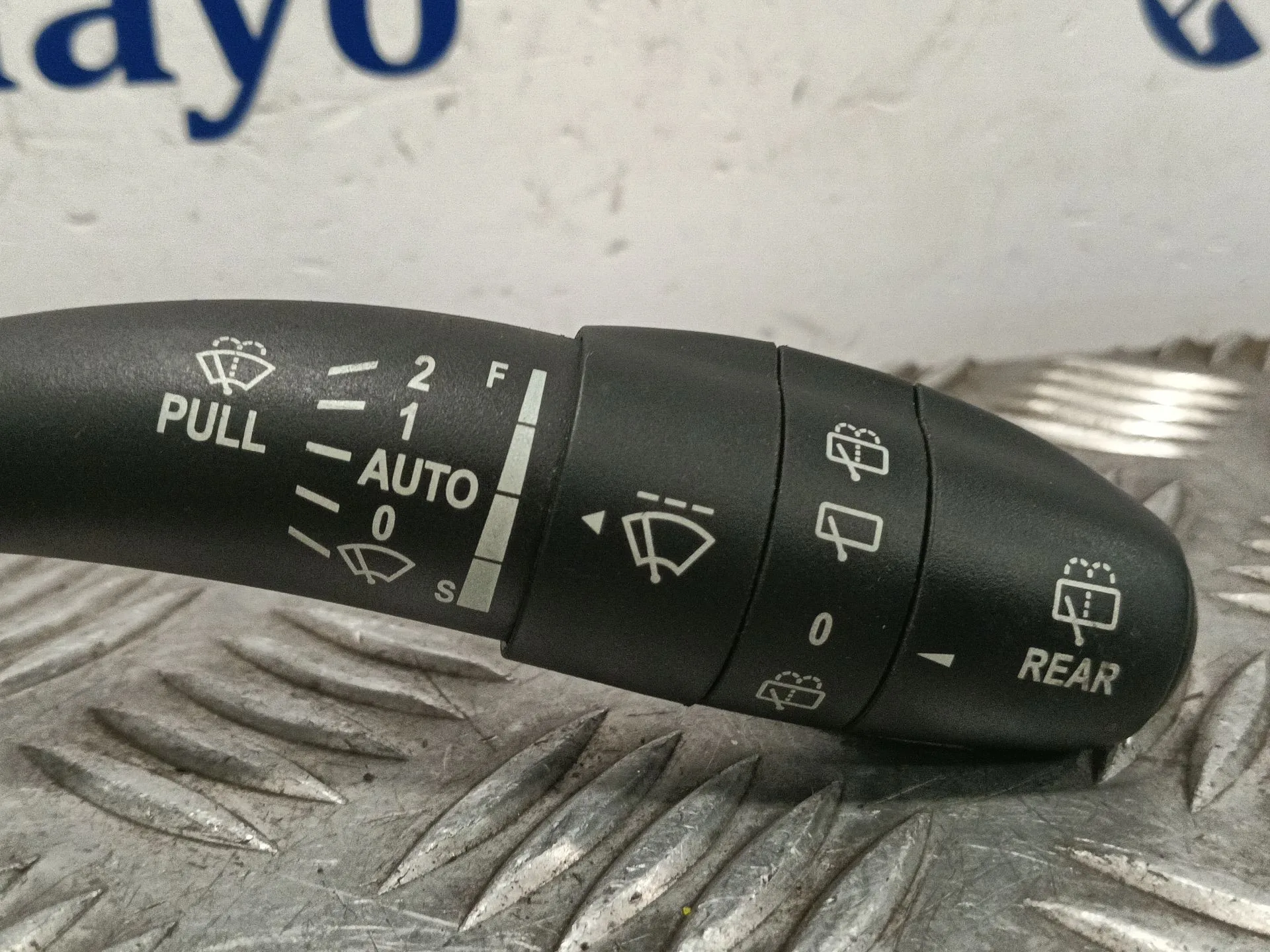 Mando Limpia para Kia Cee'd
