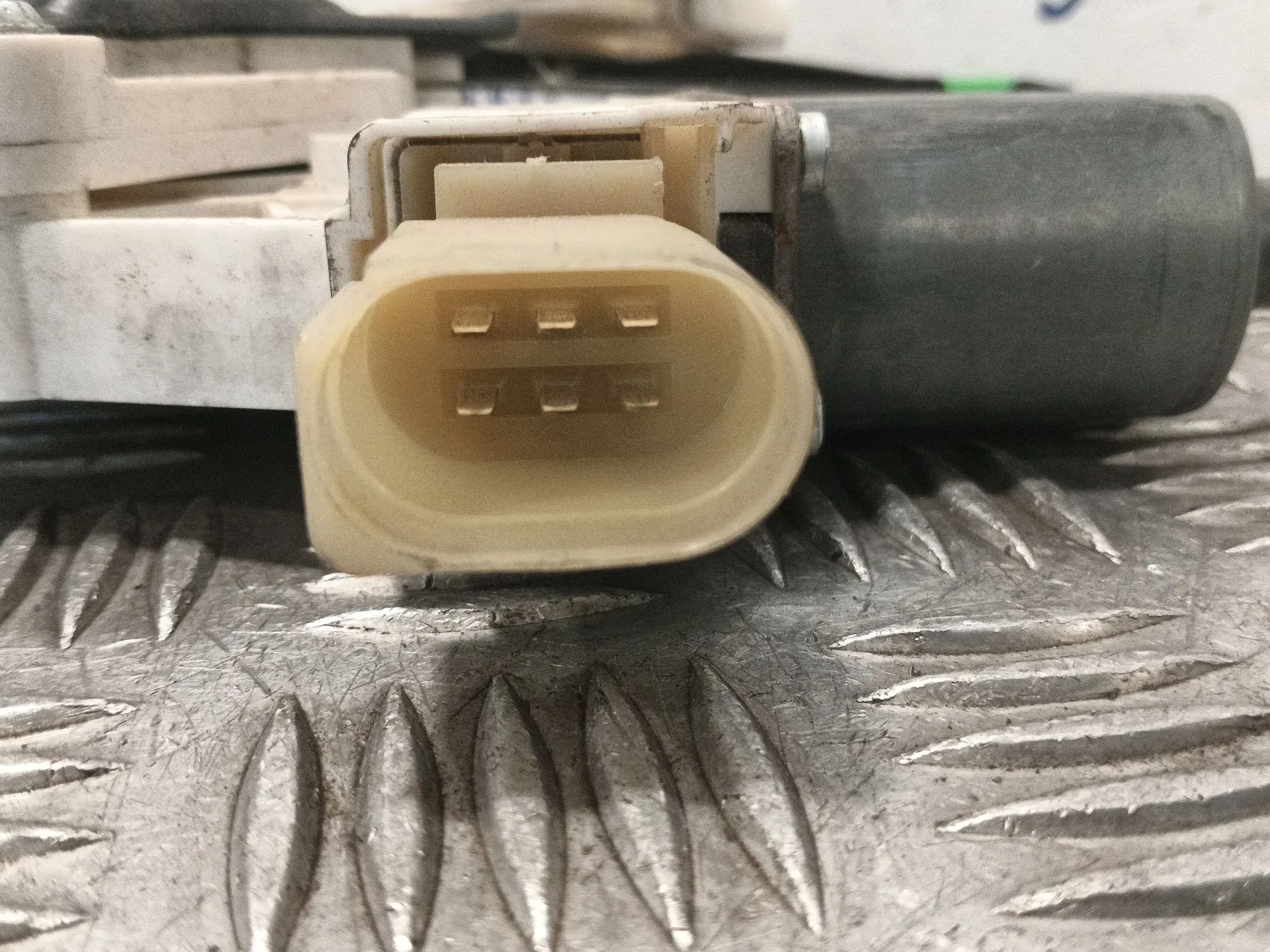 Elevalunas Delantero Izquierdo para Bmw 1 (E87)