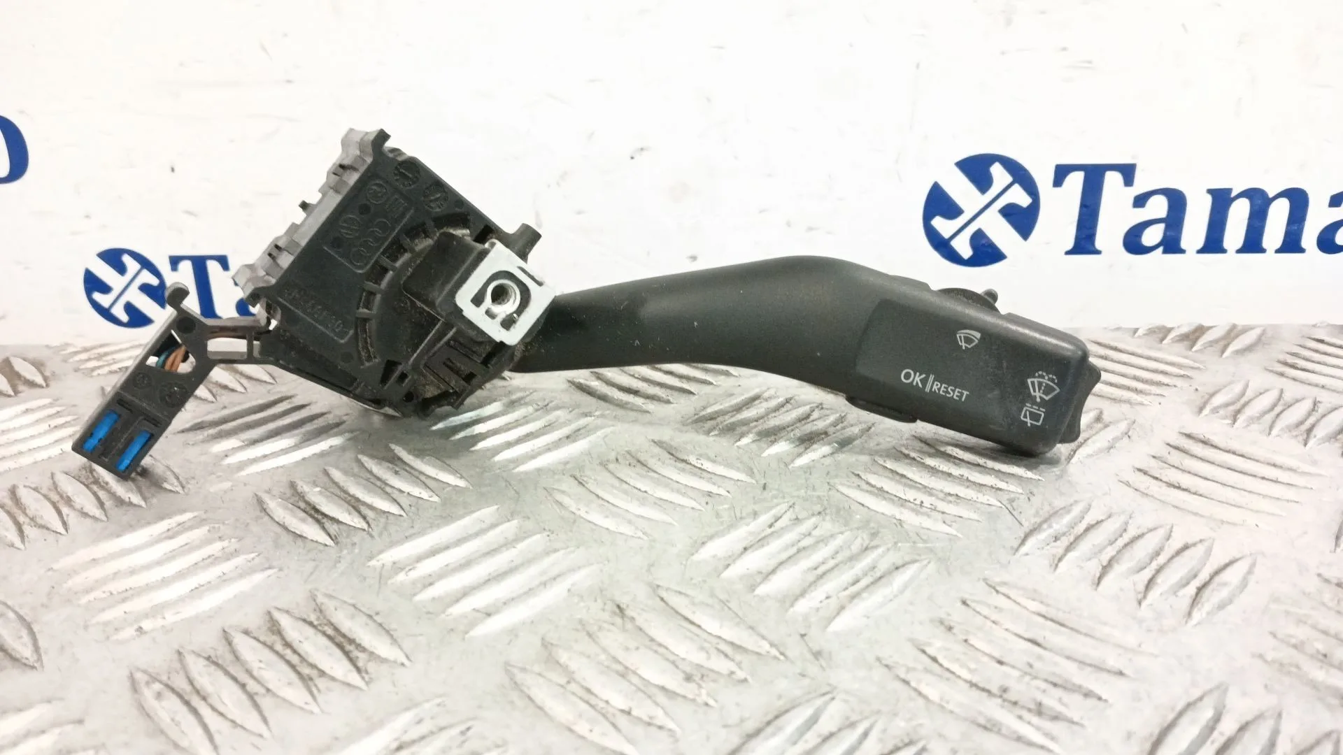 Mando Limpia para Volkswagen Golf V (1K1)