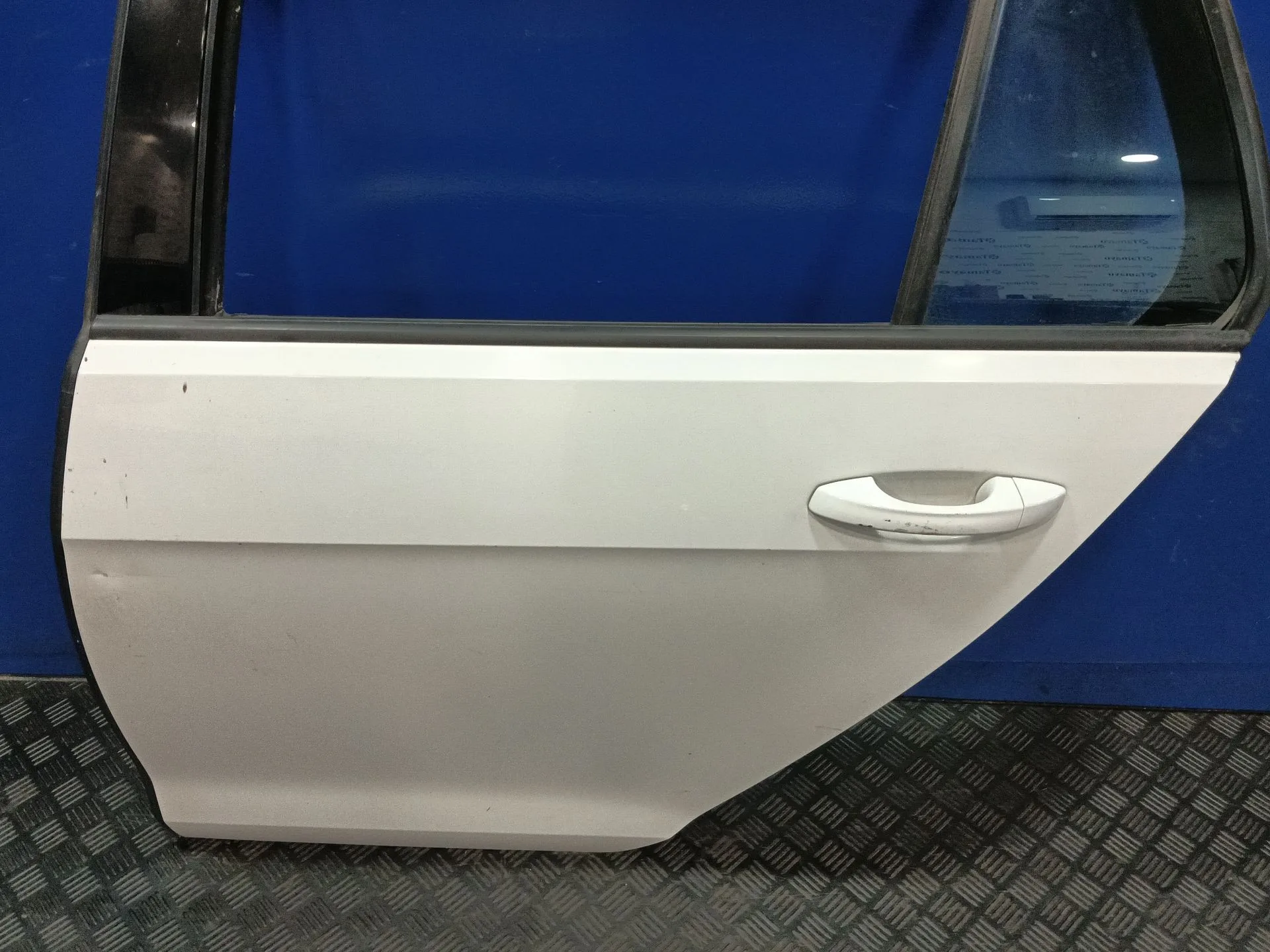 Puerta Trasera Izquierda para Volkswagen Golf Vii Lim.