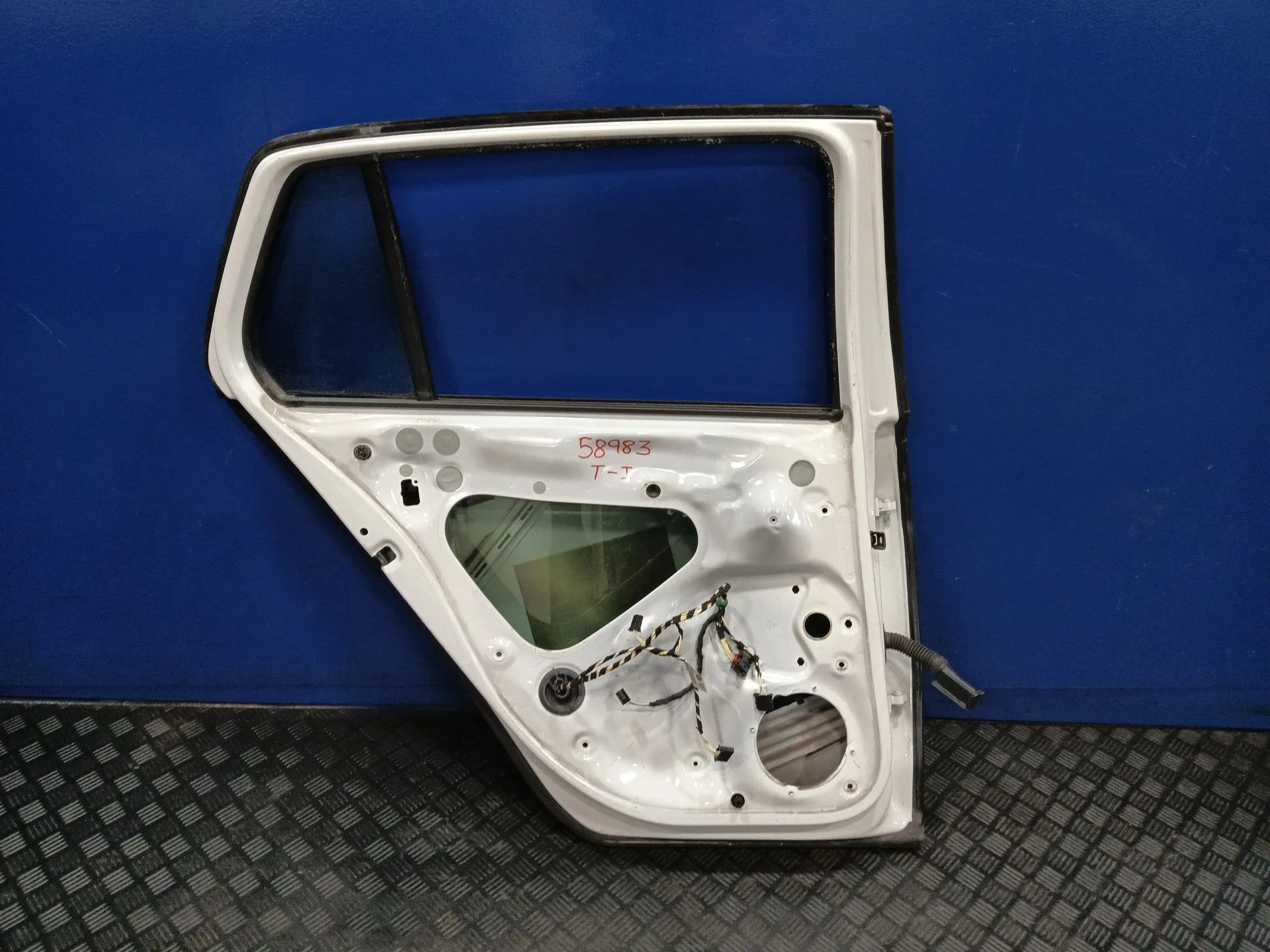 Puerta Trasera Izquierda para Volkswagen Golf Vii Lim.