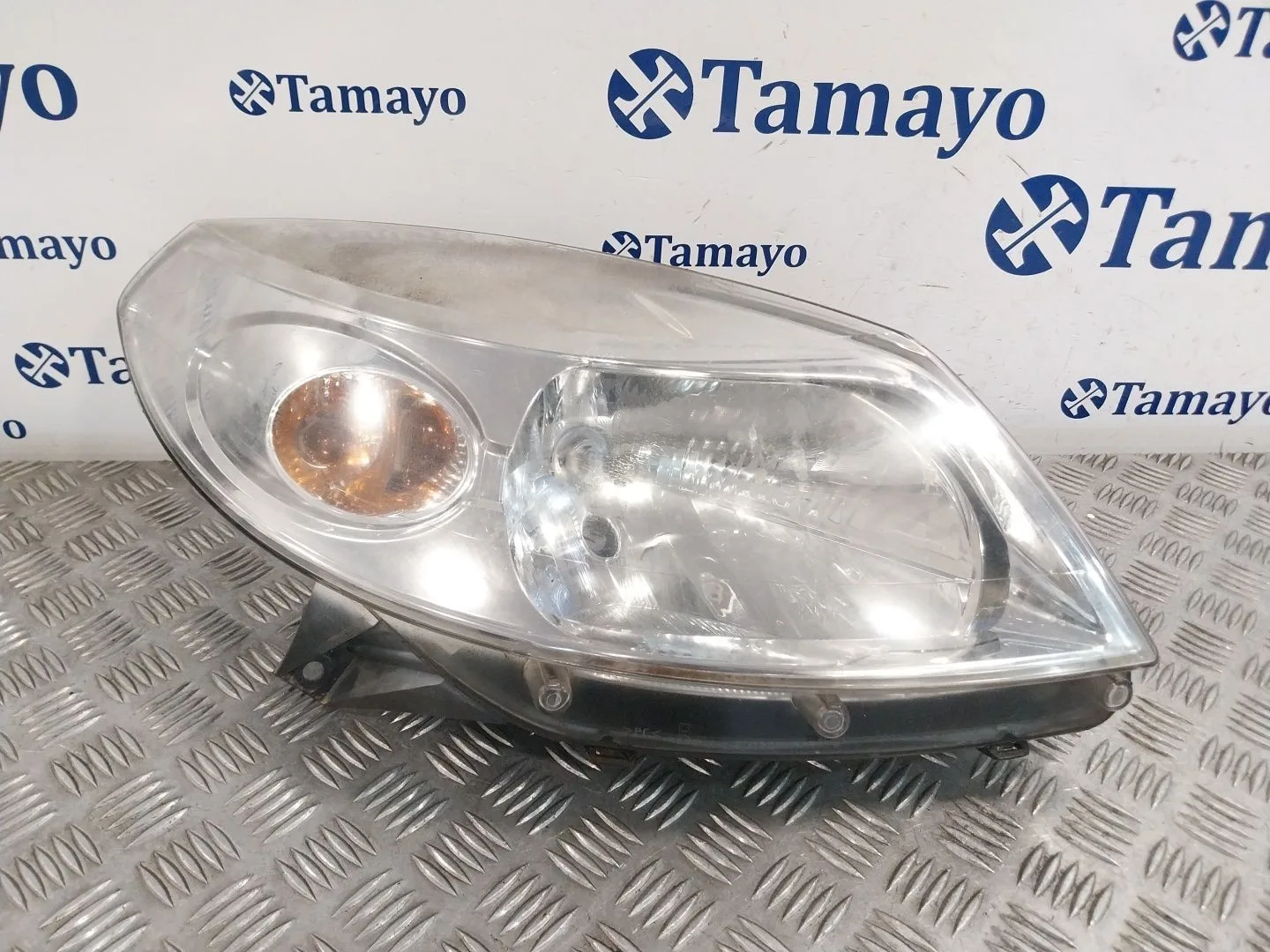 Faro Derecho para Dacia Sandero (Bs_)