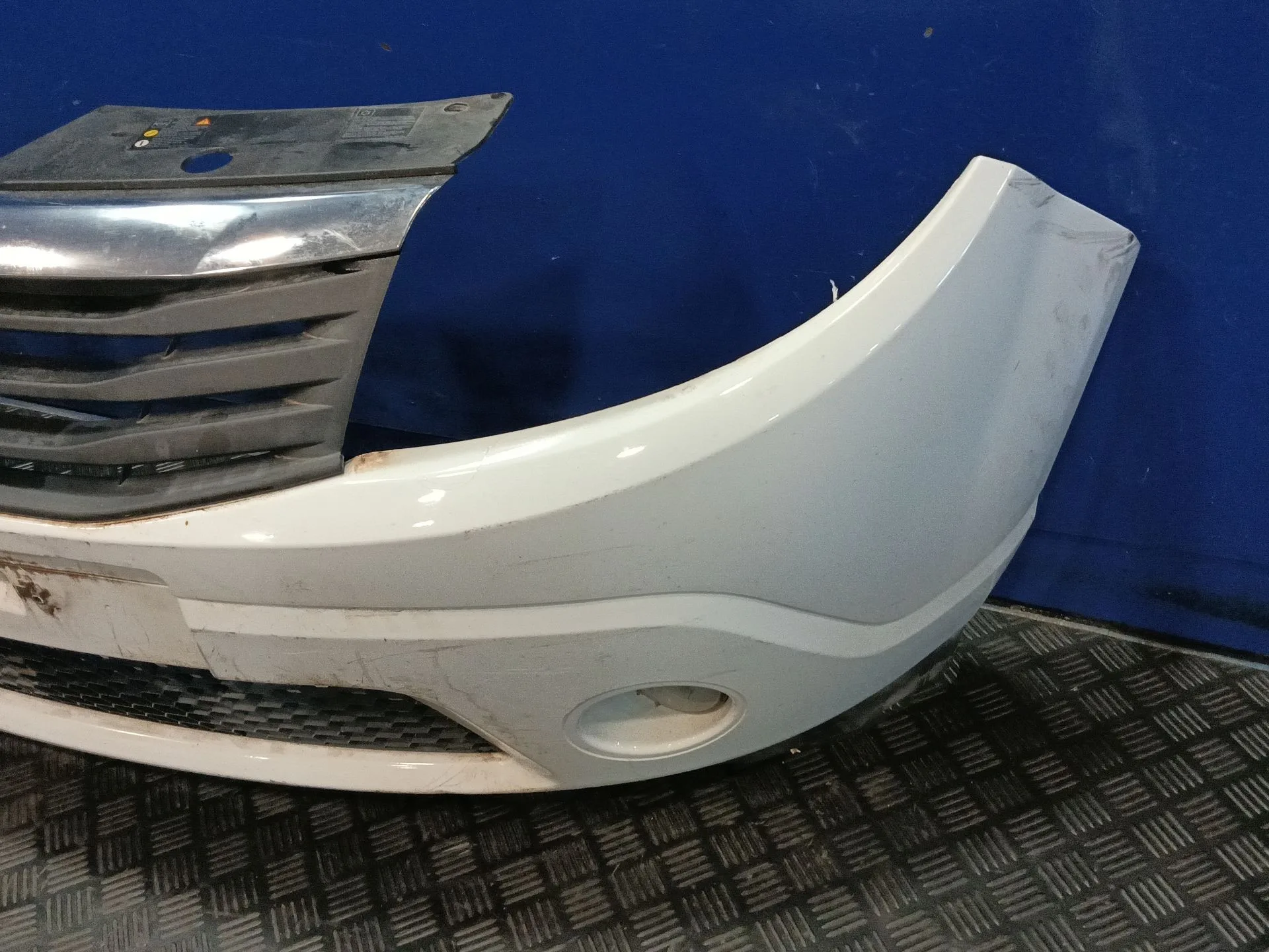 Paragolpes Delantero para Dacia Sandero (Bs_)