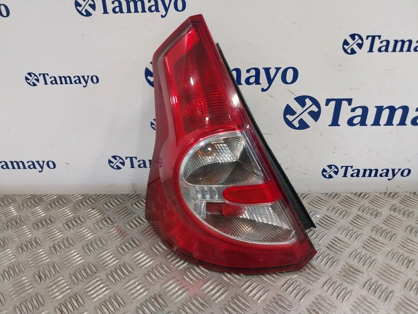 Piloto Trasero Izquierdo para Dacia Sandero (Bs_)