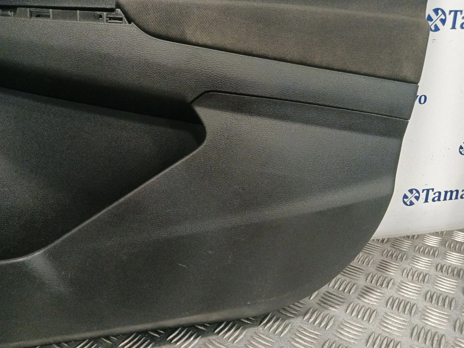 Guarnecido Puerta Delantera Derecha para Ford Transit Courier B460 Furgoneta/Monovolumen