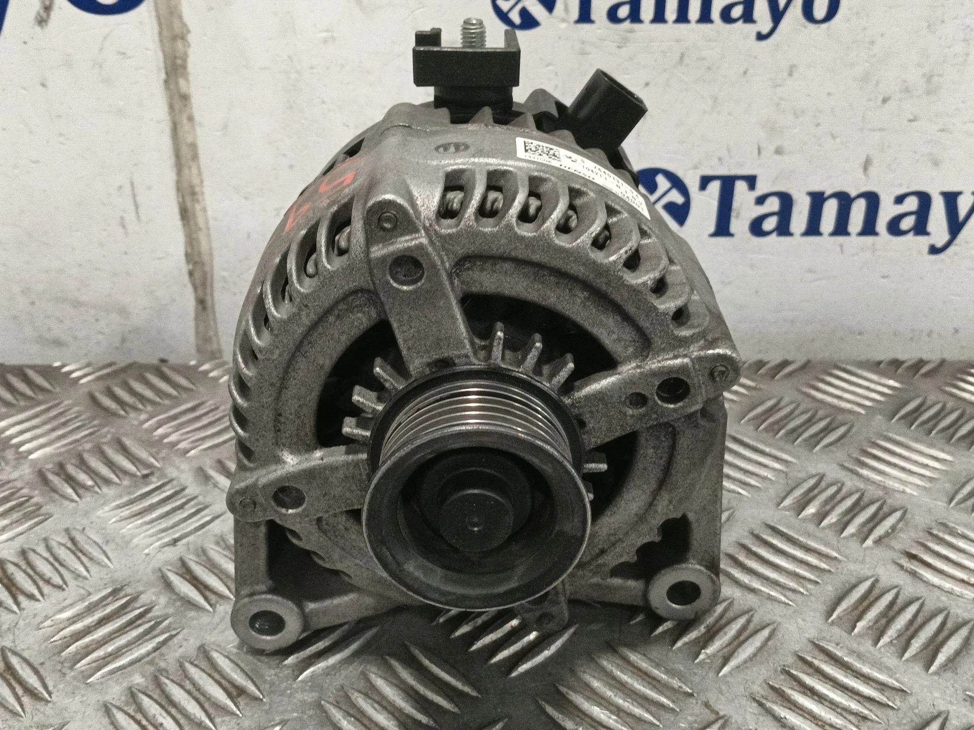 Alternador para Bmw 1 (F21)