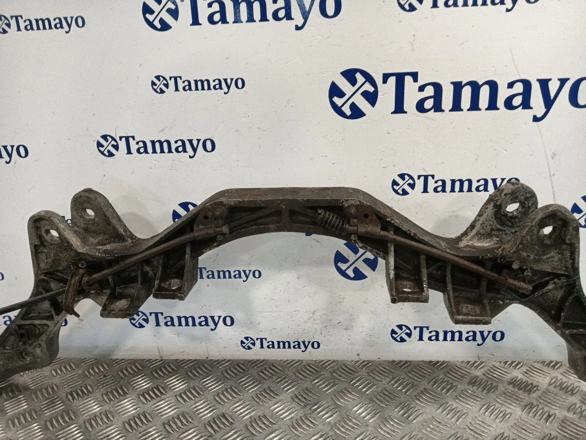 Soporte Brazo Suspension Trasero Izquierdo para Porsche 928
