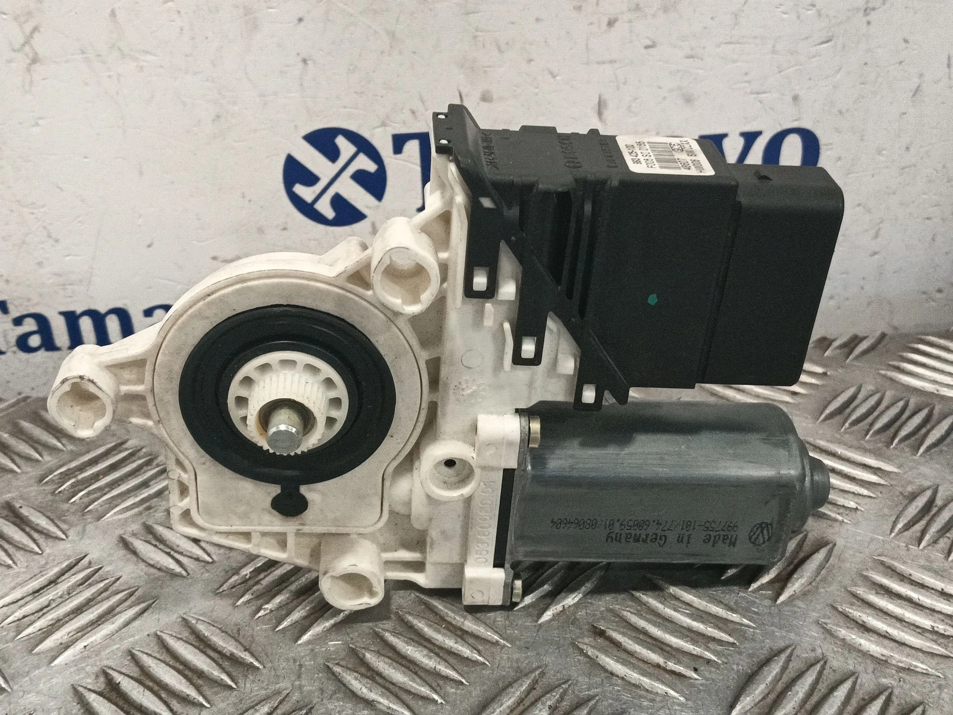 Motor Elevalunas Trasero Derecho para Volkswagen Golf V Berlina (1K1)