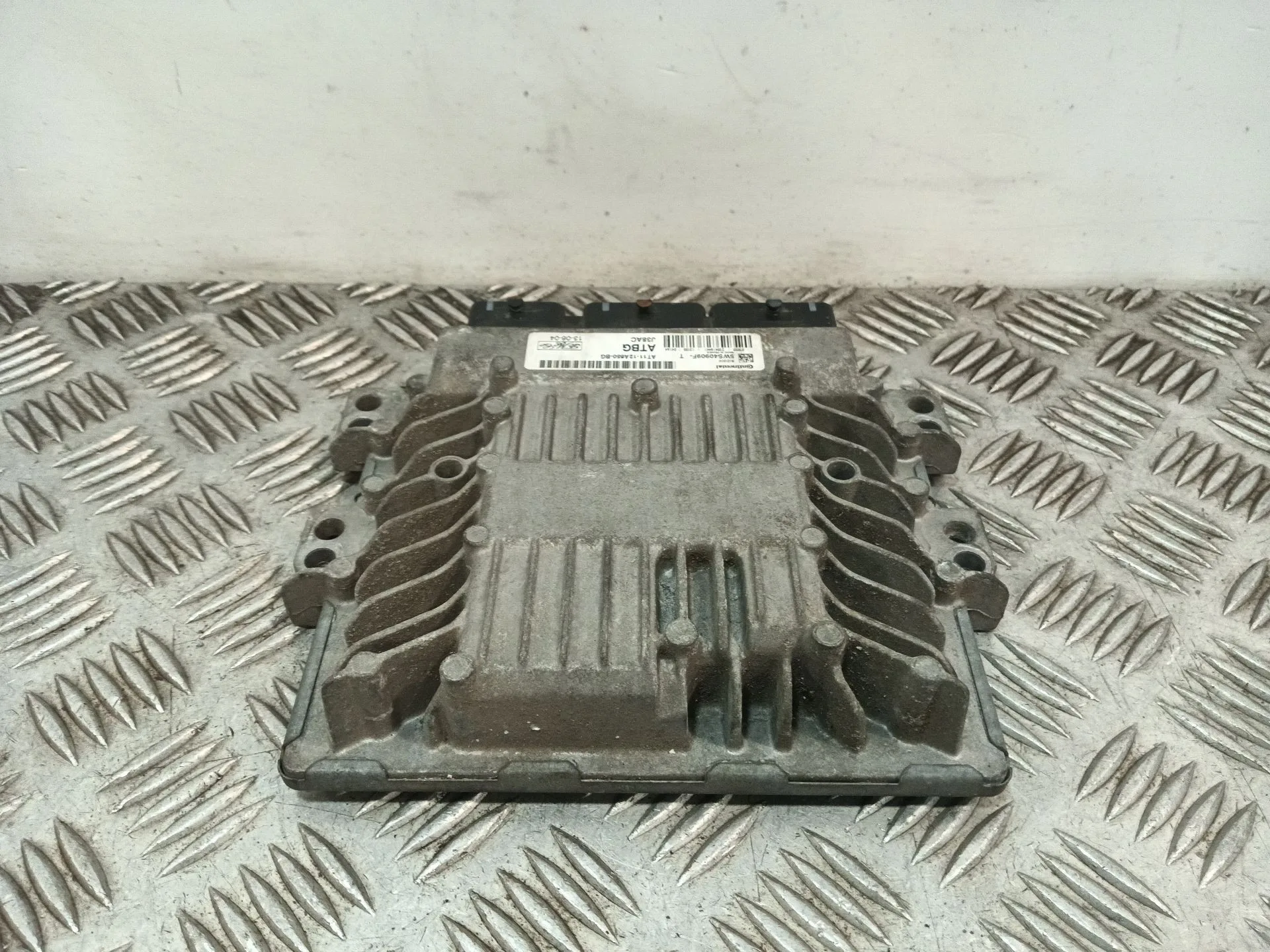 Centralita Motor Uce para Ford Transit Connect (Tc7)