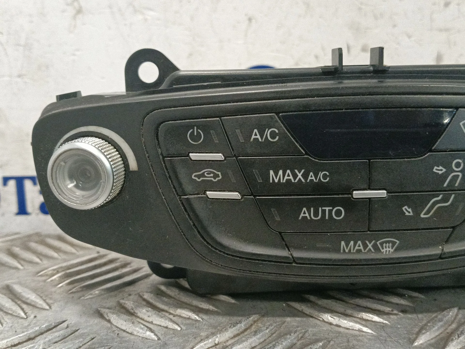 Mando Climatizador para Ford Tourneo Connect