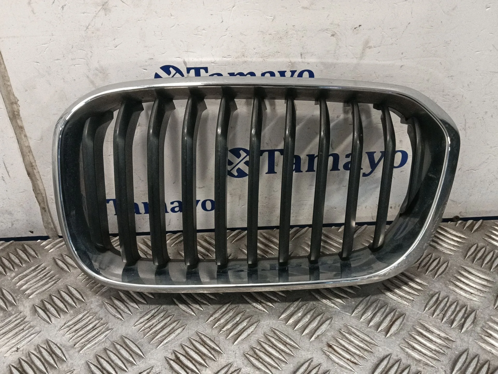 Rejilla Paragolpes Derecha para Bmw 1 (F21)