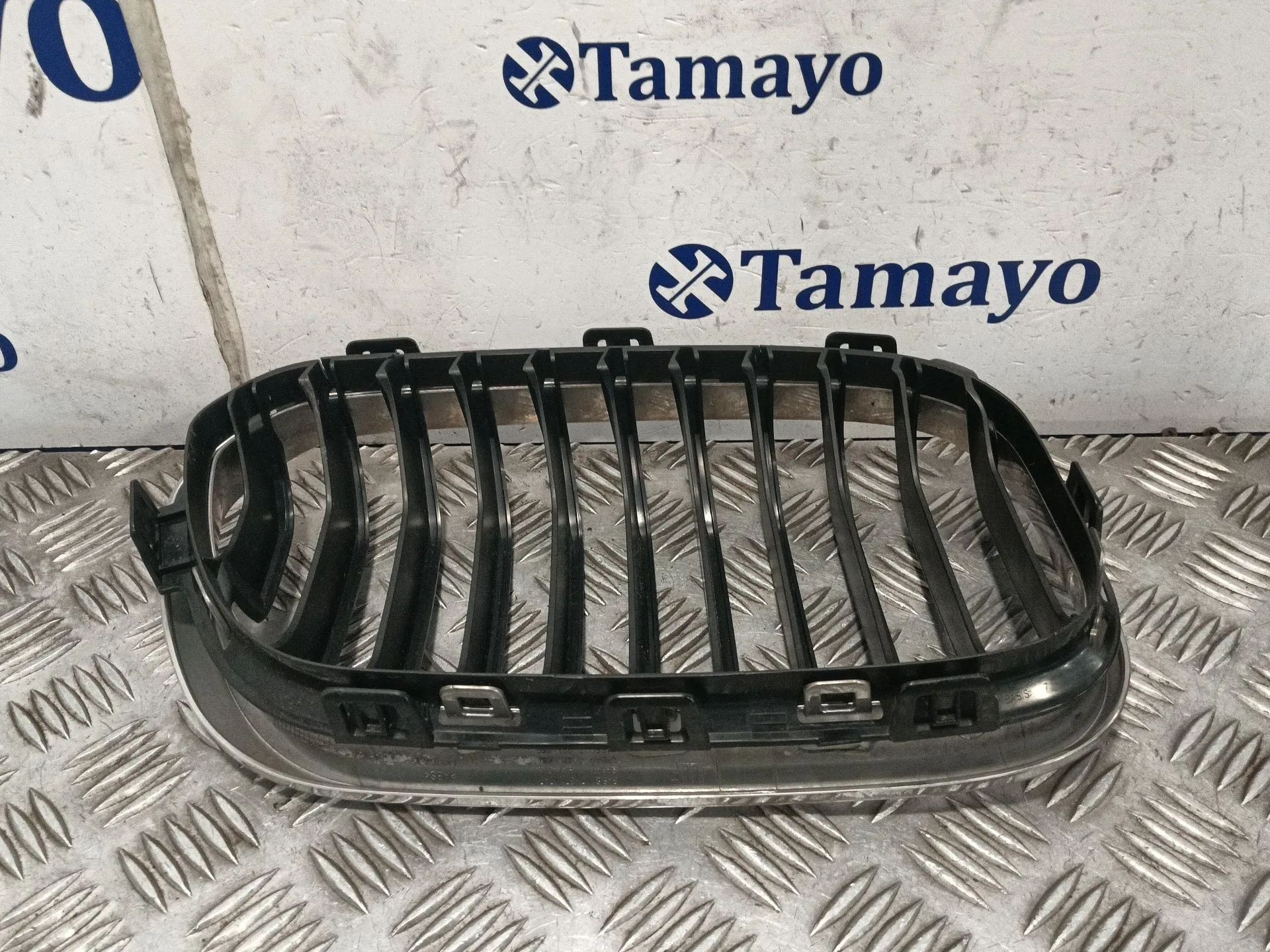 Rejilla Paragolpes Derecha para Bmw 1 (F21)
