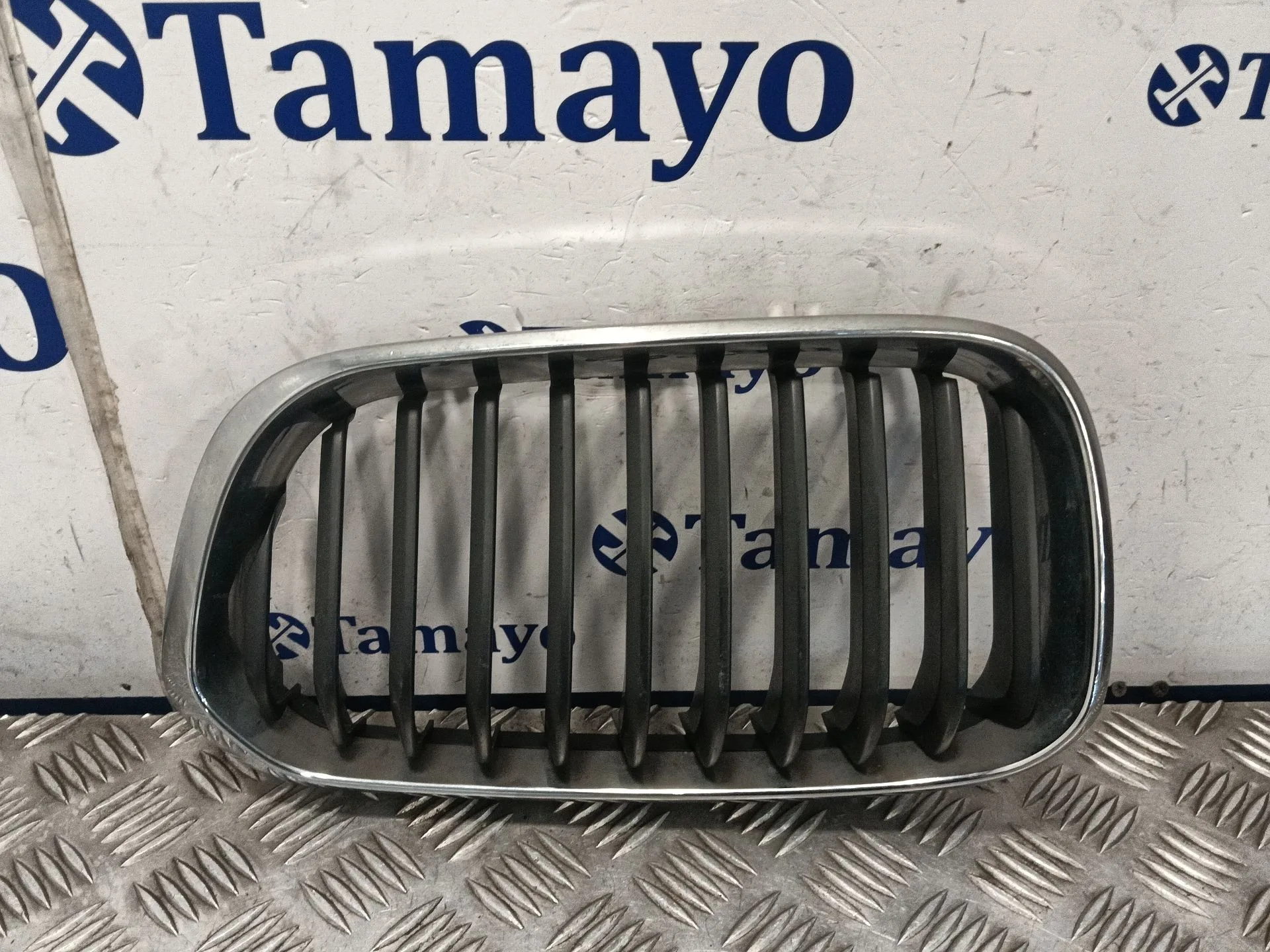 Rejilla Paragolpes Derecha para Bmw 1 (F21)