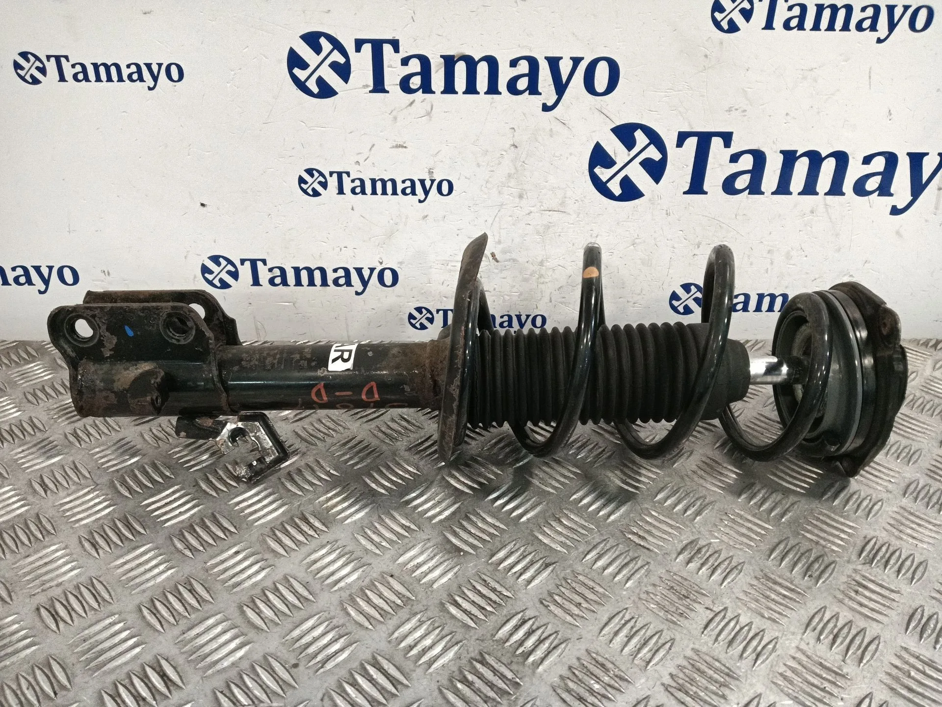 Amortiguador Delantero Derecho para Nissan Juke (F15)