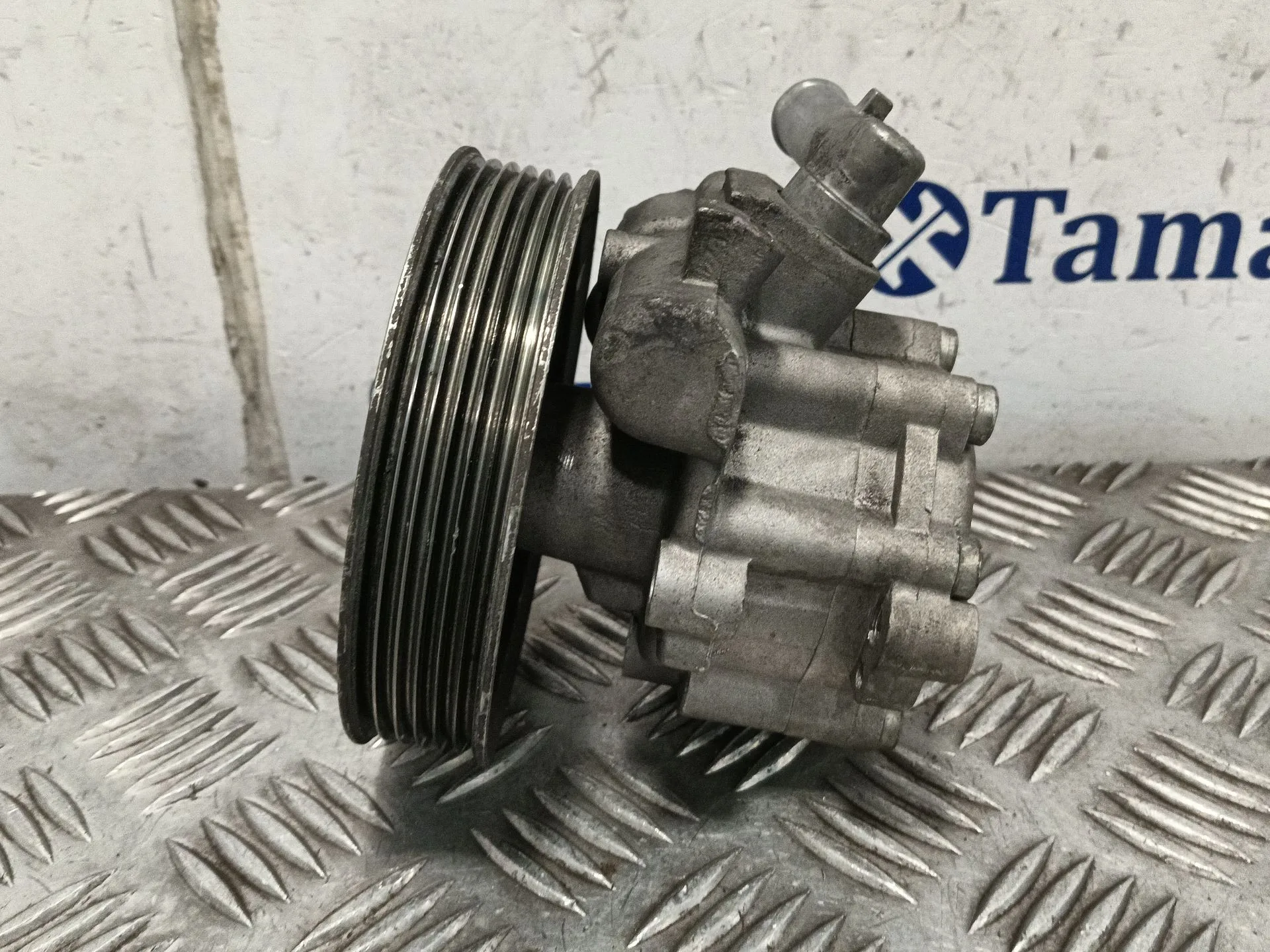 Bomba Direccion para Volkswagen Passat Variant (3C5)