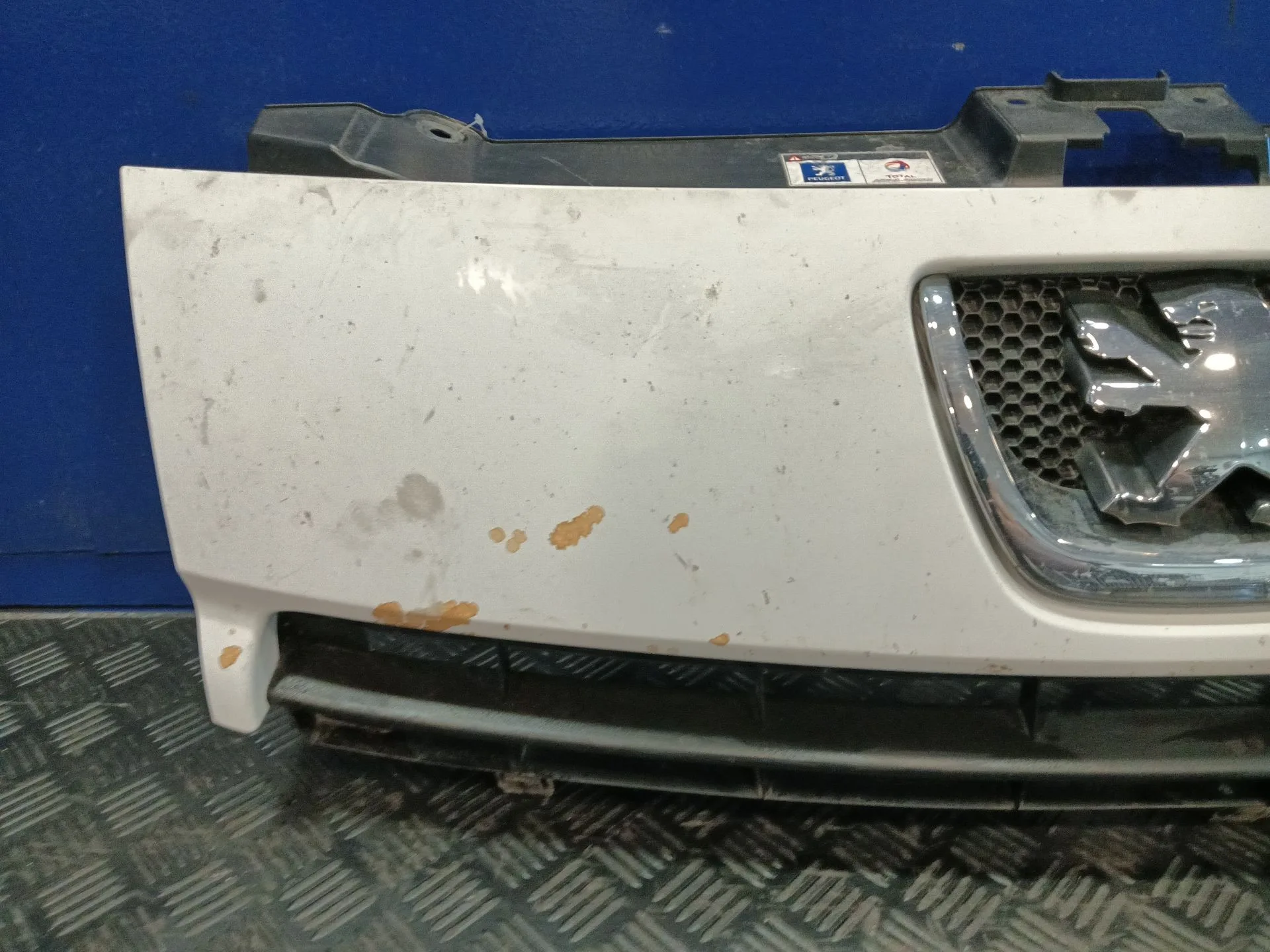 Rejilla Delantera para Peugeot Expert Tepee (Vf3X_)