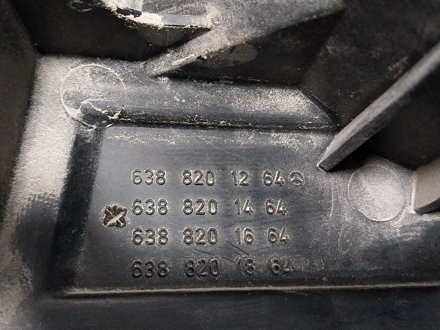 Piloto Trasero Izquierdo para Mercedes-Benz Vito (W638) Caja Cerrada