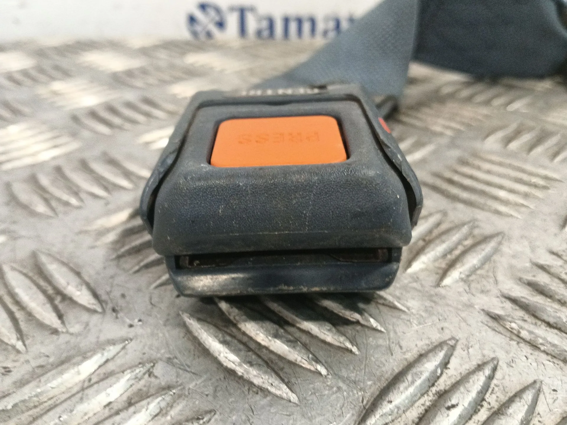 Anclaje Cinturon Trasero Izquierdo para Nissan Terrano (Wd21)