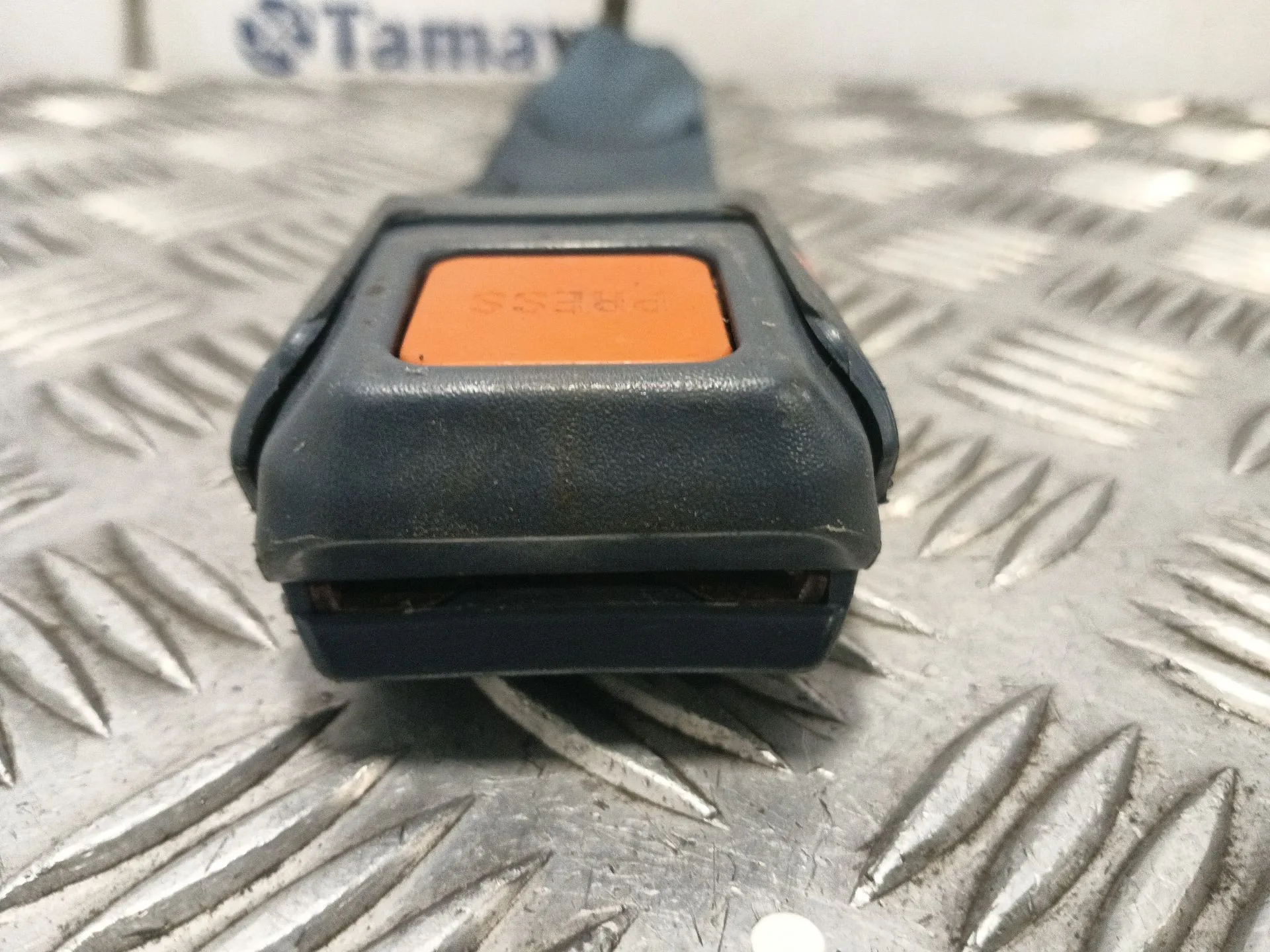 Anclaje Cinturon Trasero Derecho para Nissan Terrano (Wd21)