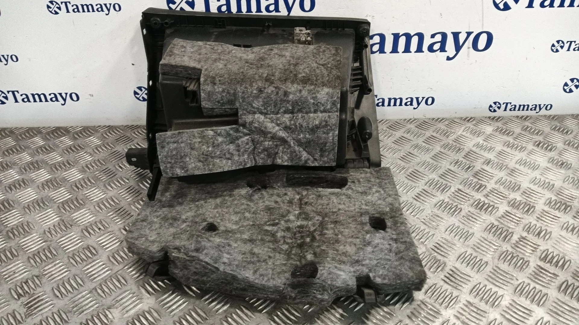Guantera para Opel Astra J (P10)