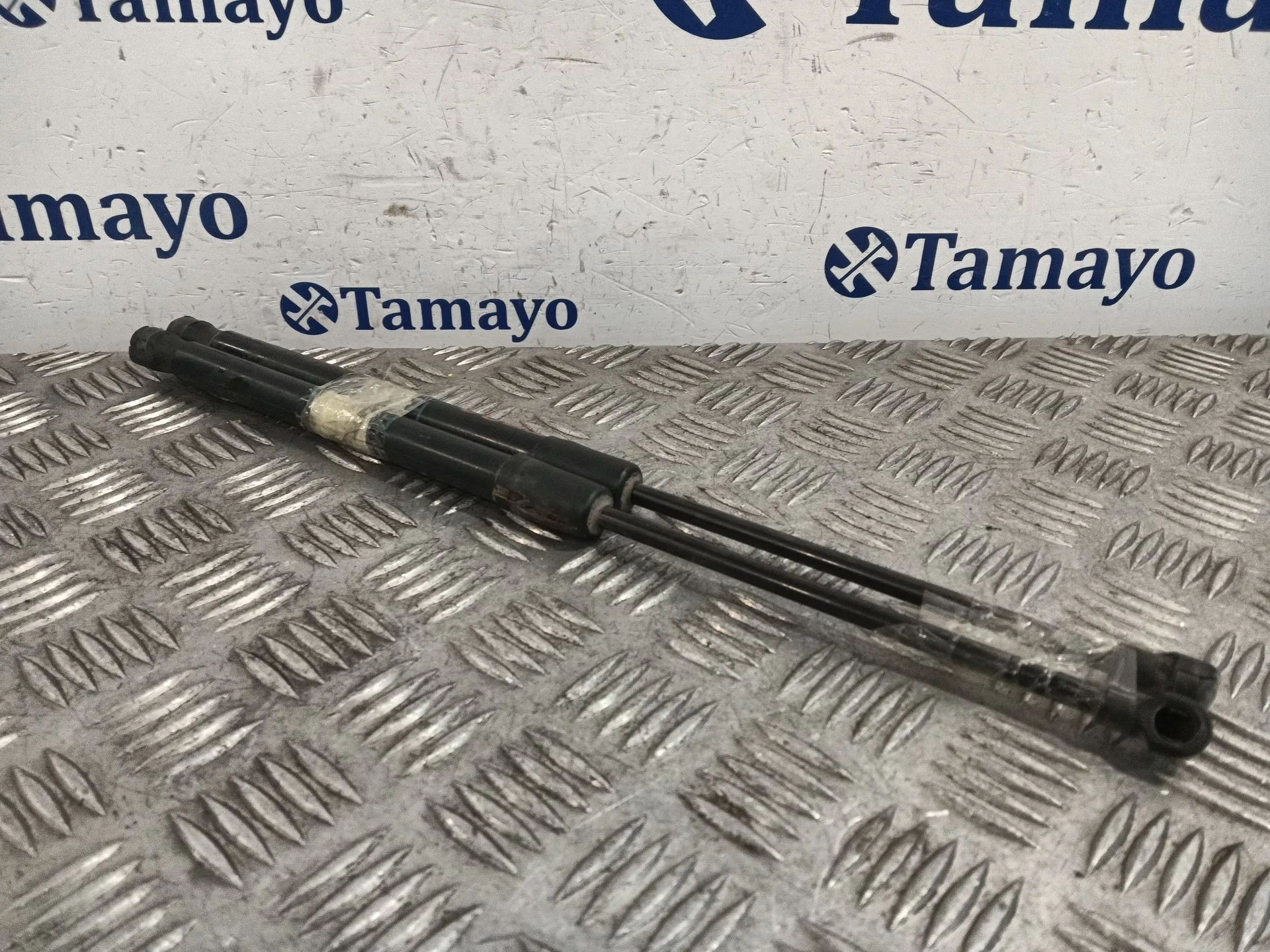 Amortiguadores Maletero / Porton para Bmw Serie 1 Berlina (E81/E87)