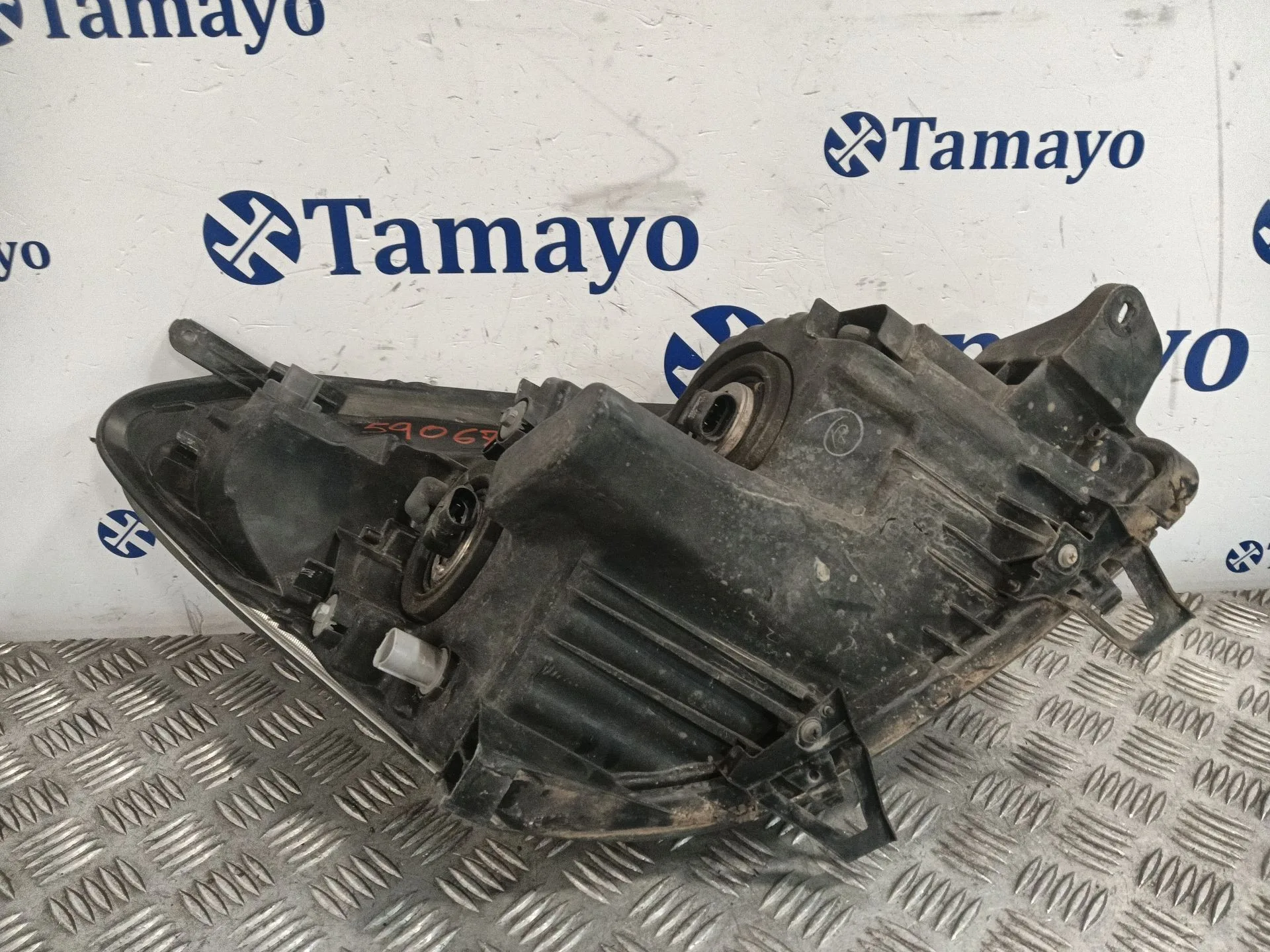 Faro Izquierdo para Toyota Corolla Verso (R1)