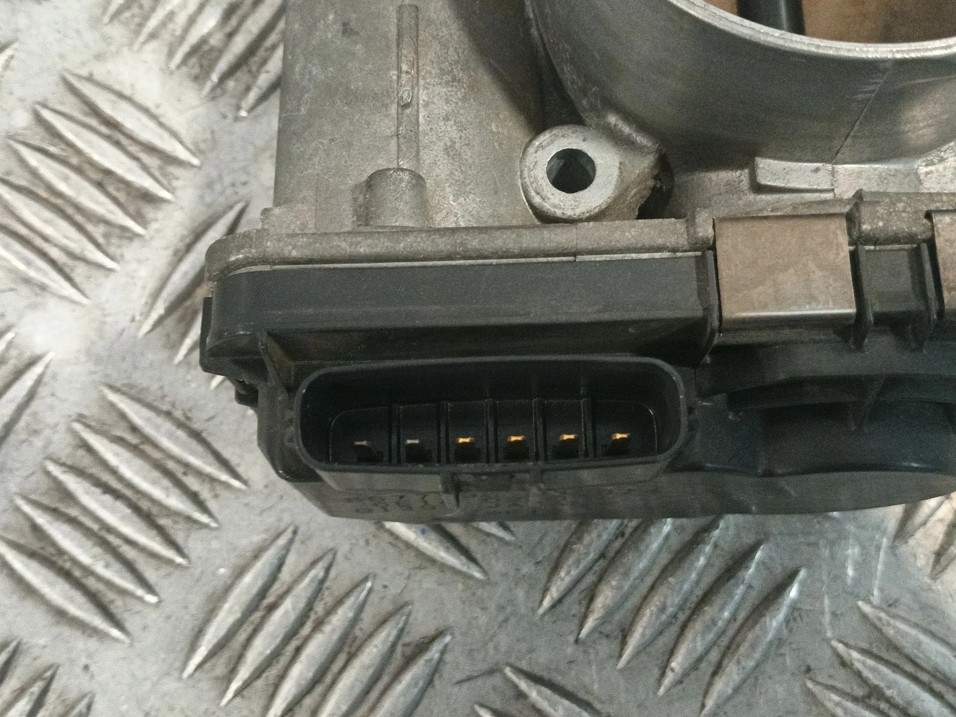 Caja Mariposa para Volvo S60 Berlina