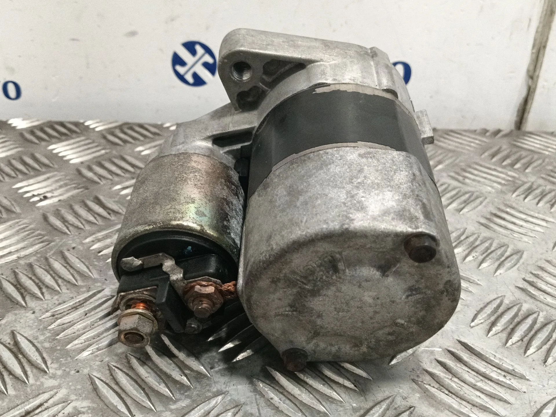 Motor Arranque para Nissan Almera Tino (V10M)