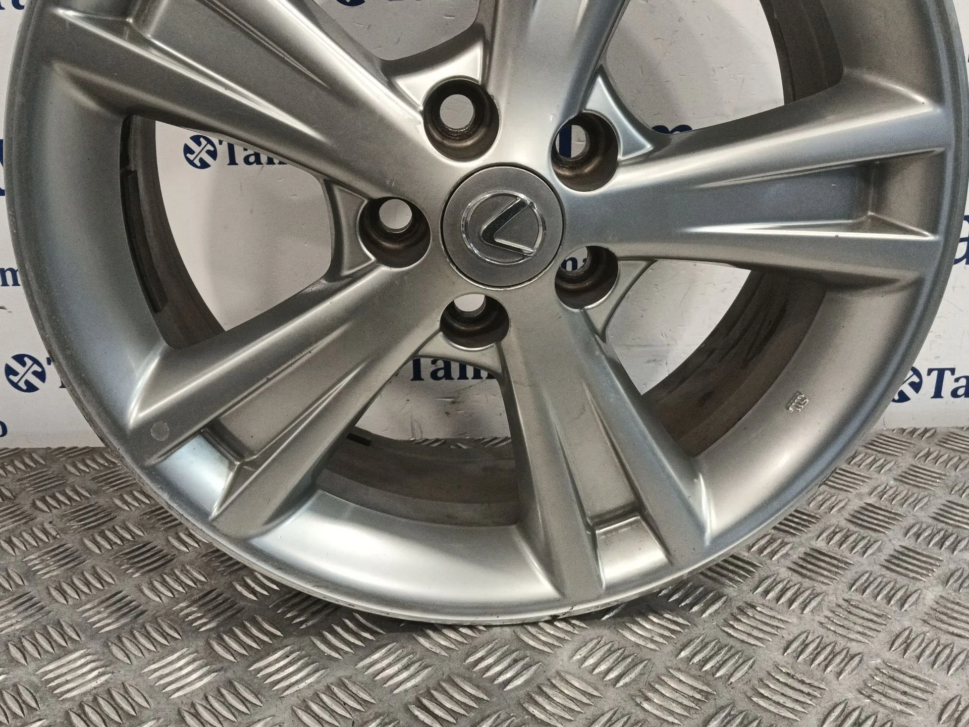 Llanta para Lexus Rx