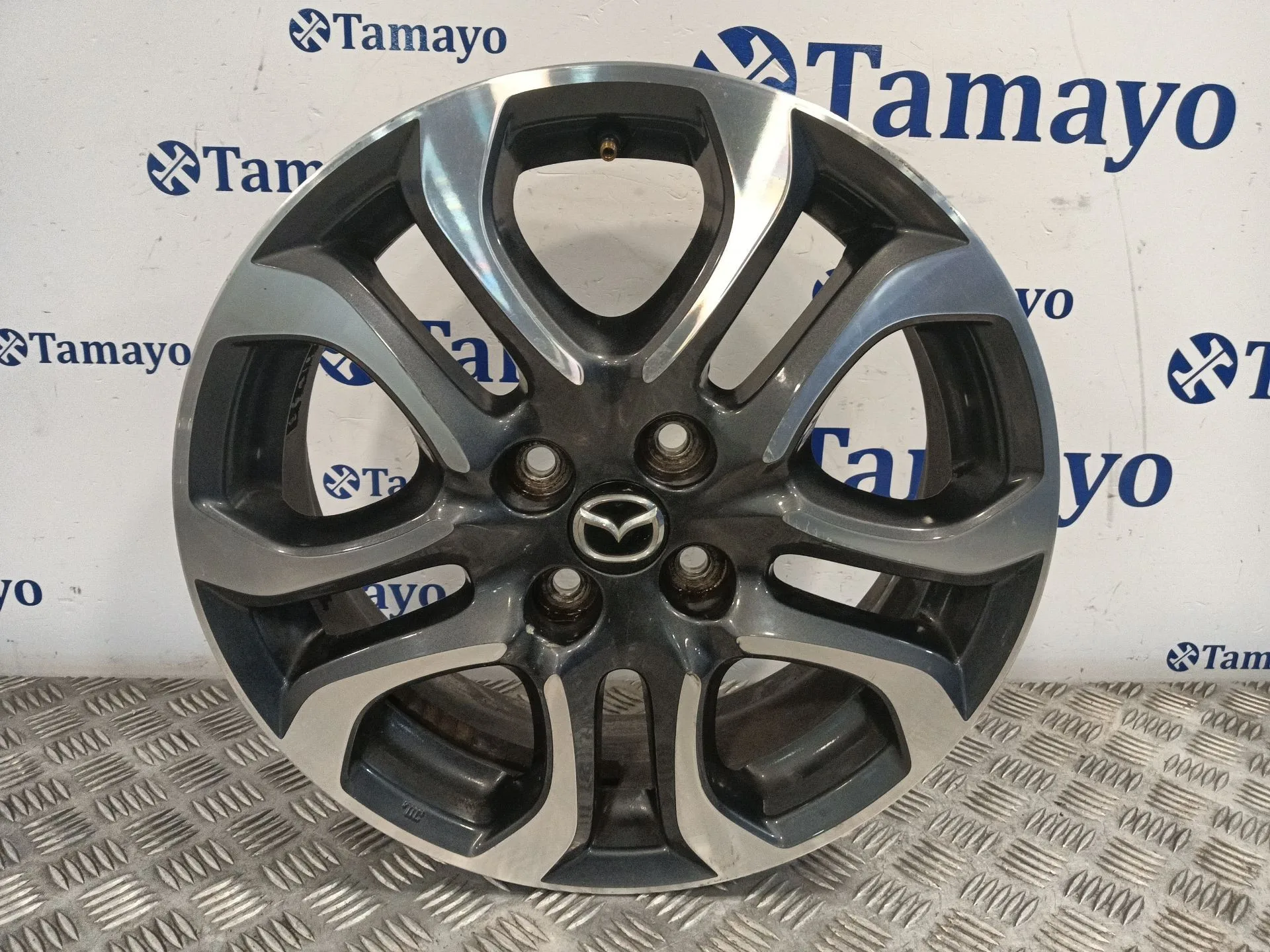 Llanta para Mazda 2 Lim. ()