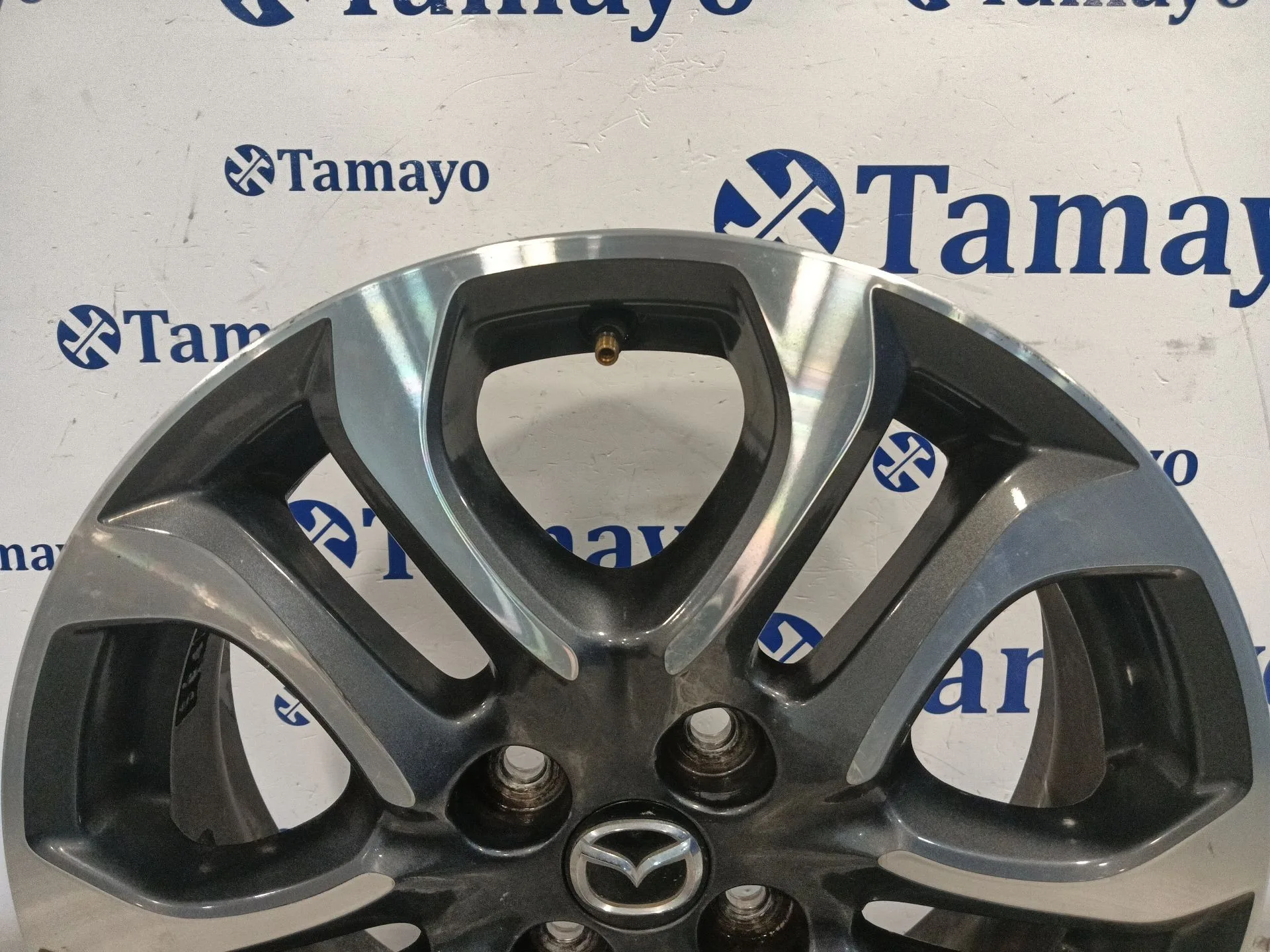 Llanta para Mazda 2 Lim. ()