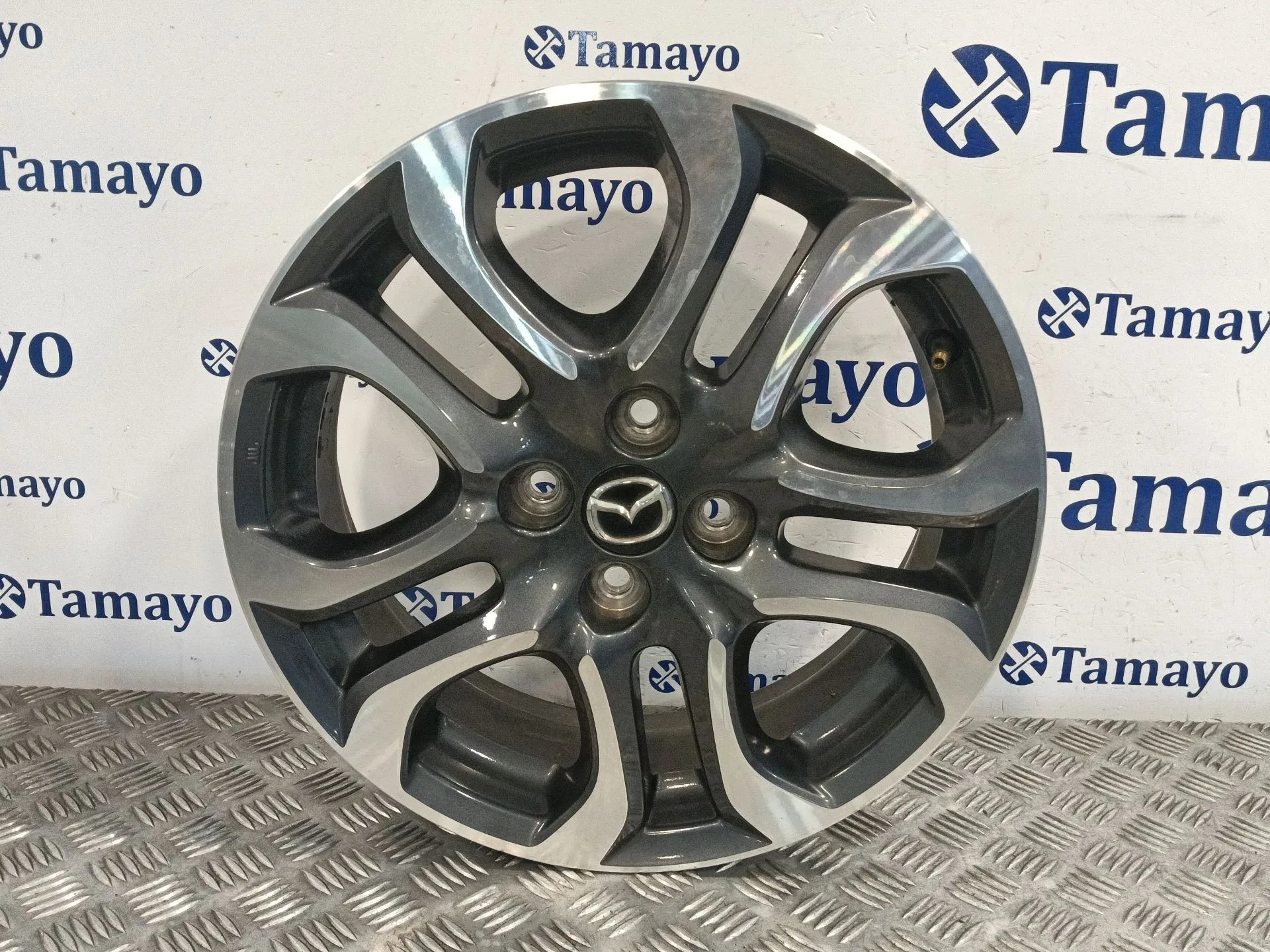 Llanta para Mazda 2 Lim. ()