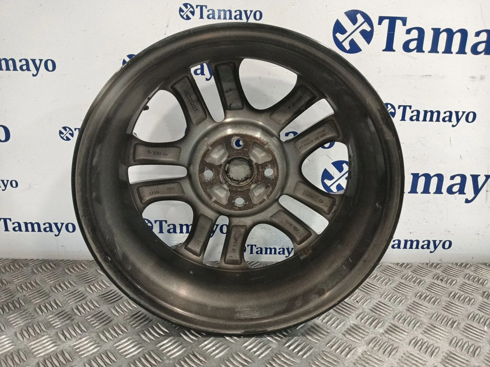 Llanta para Mazda 2 Lim. ()